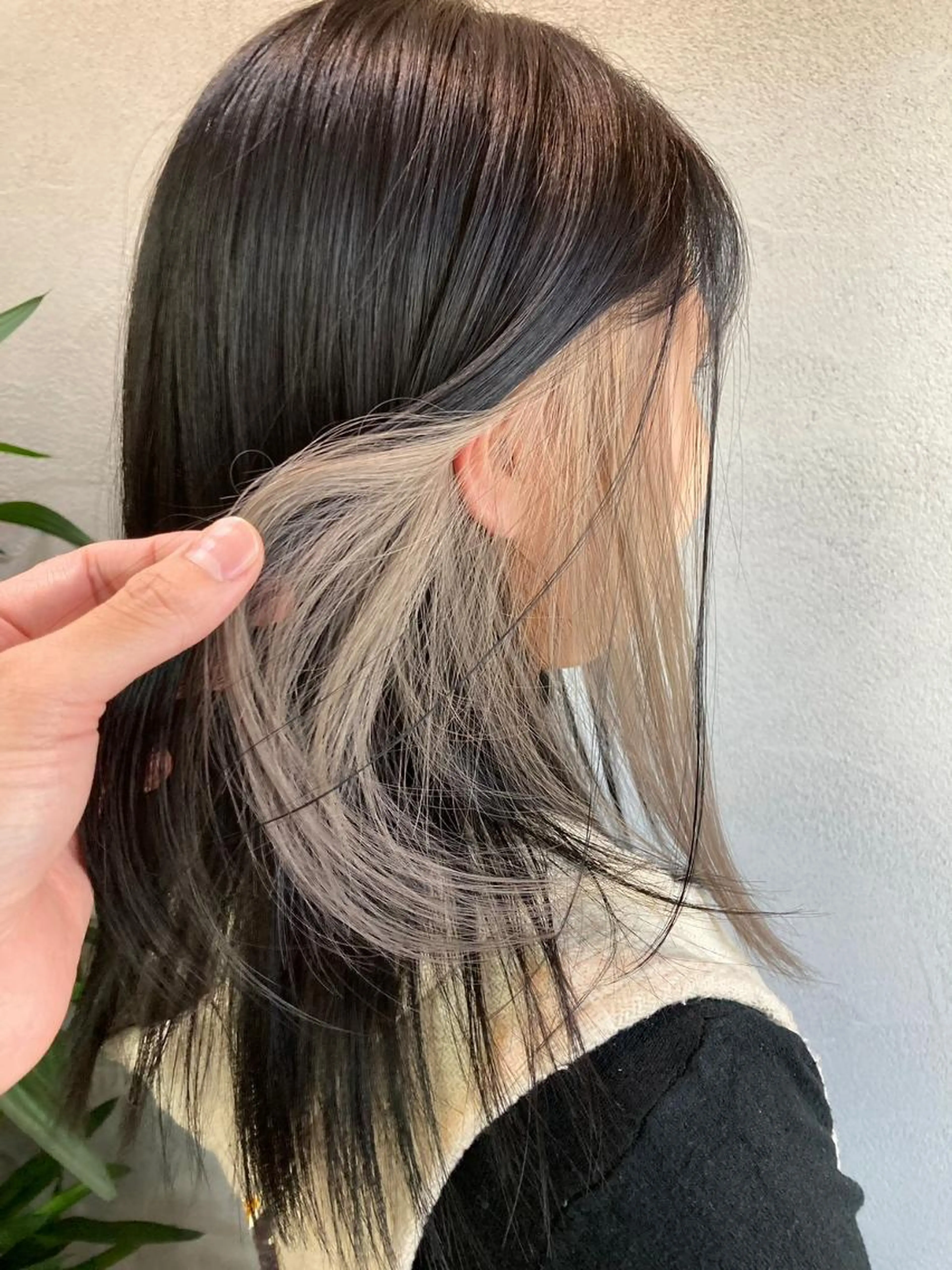 【 耳元にチラッ！👩💖イヤリングcolor🥣 】インナーカラー+カラー🌙　￥14000の写真