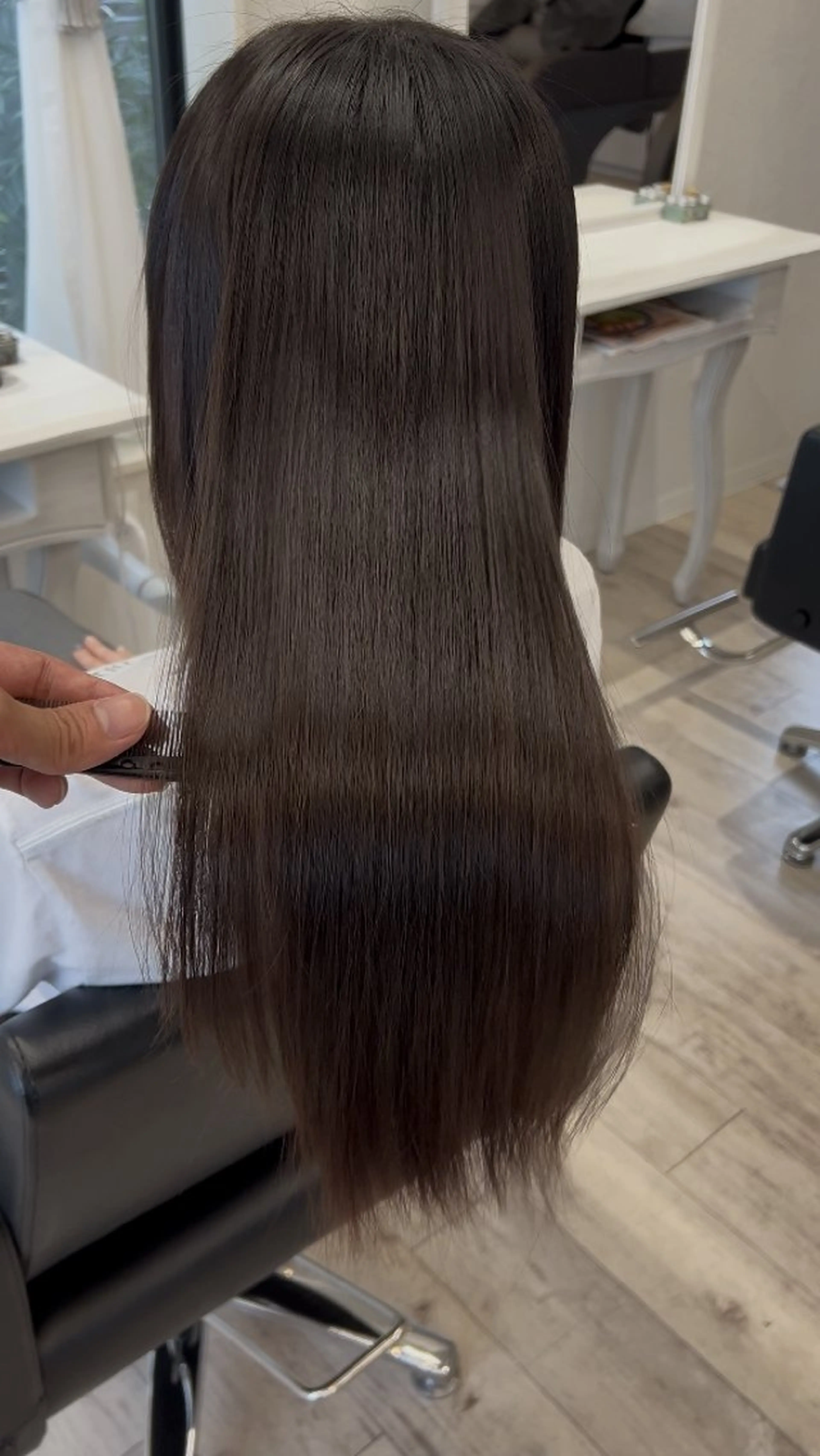 カット+【髪質改善ヘアサプリ】ナチュラルストレートサプリの写真