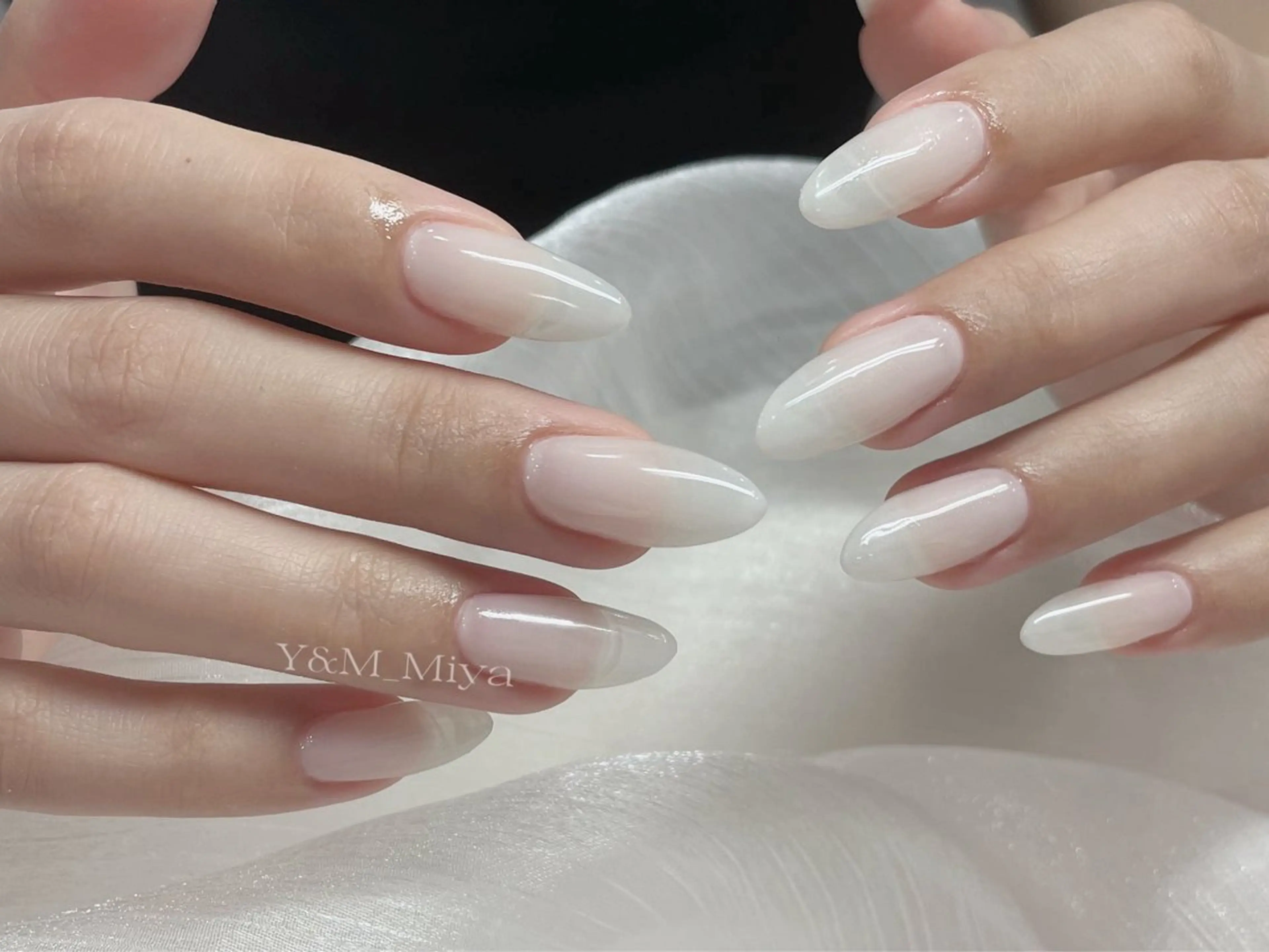 ネイル Ui_Amor (パラジェル)のネイルデザイン