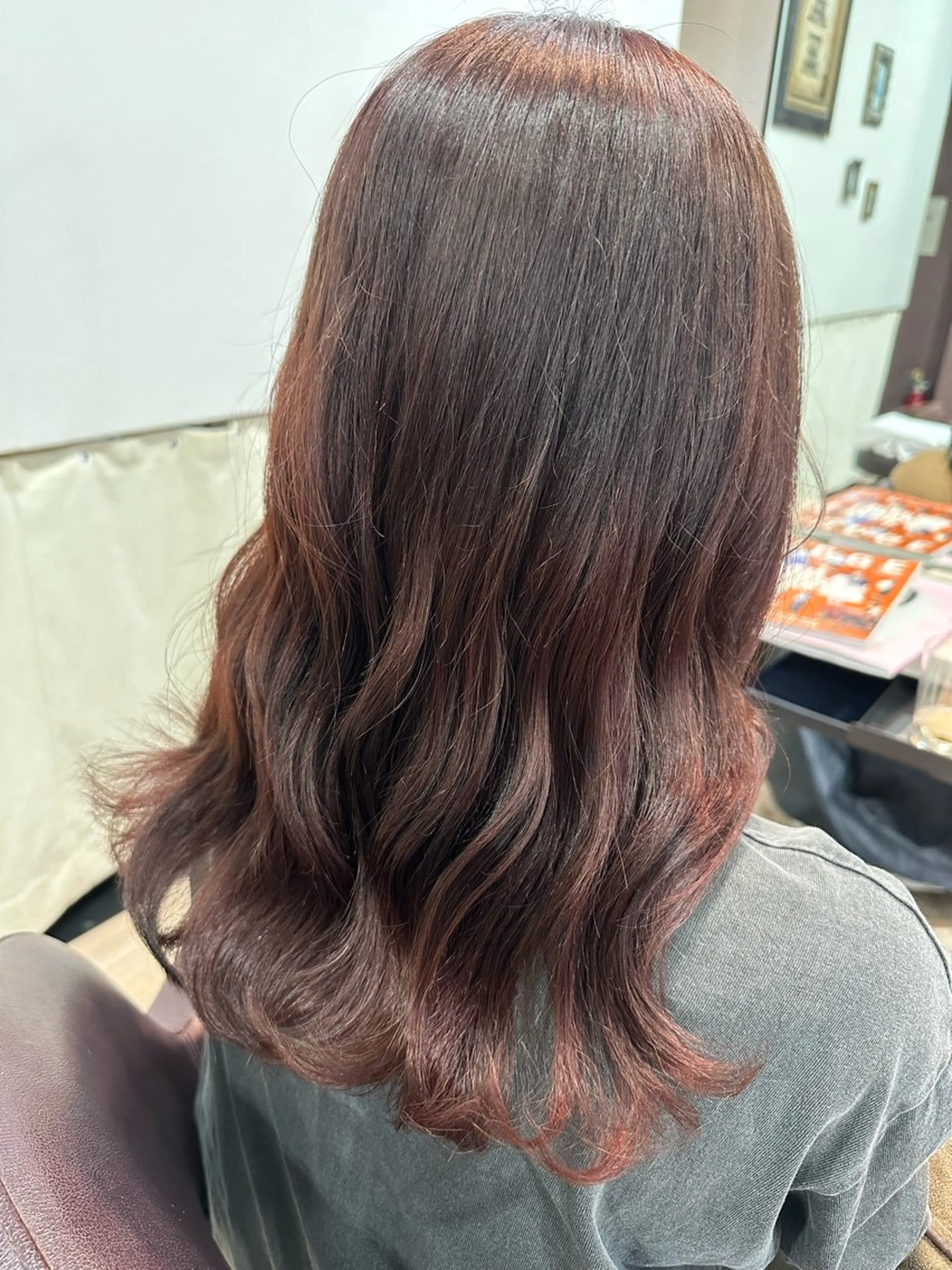 ミディアム カット ヘアカラー ツヤ髪質改善 💜れいな💜のヘアスタイル