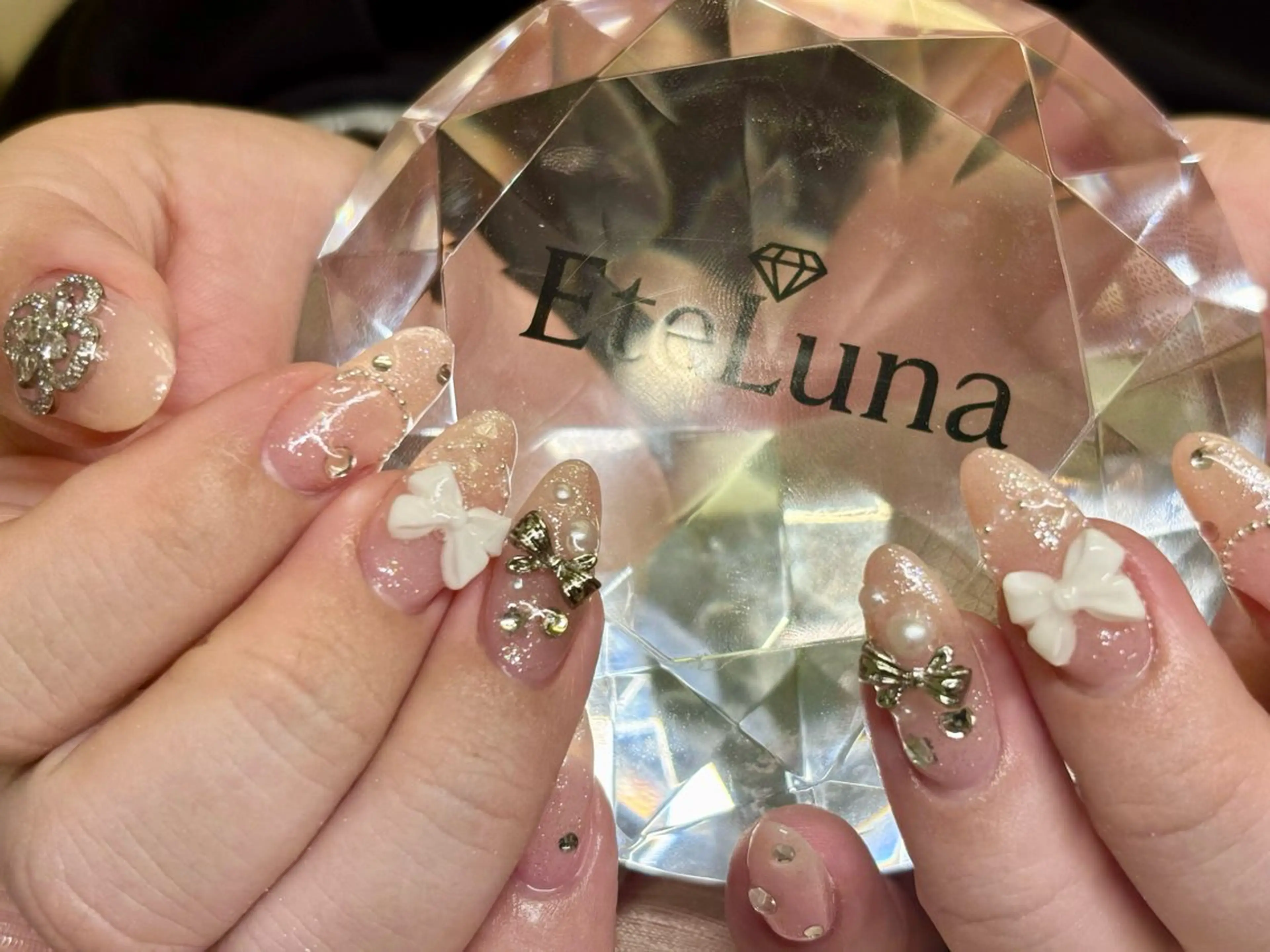 ネイル ハンドネイル ハンドケア ETE LUNA NAILのネイルデザイン