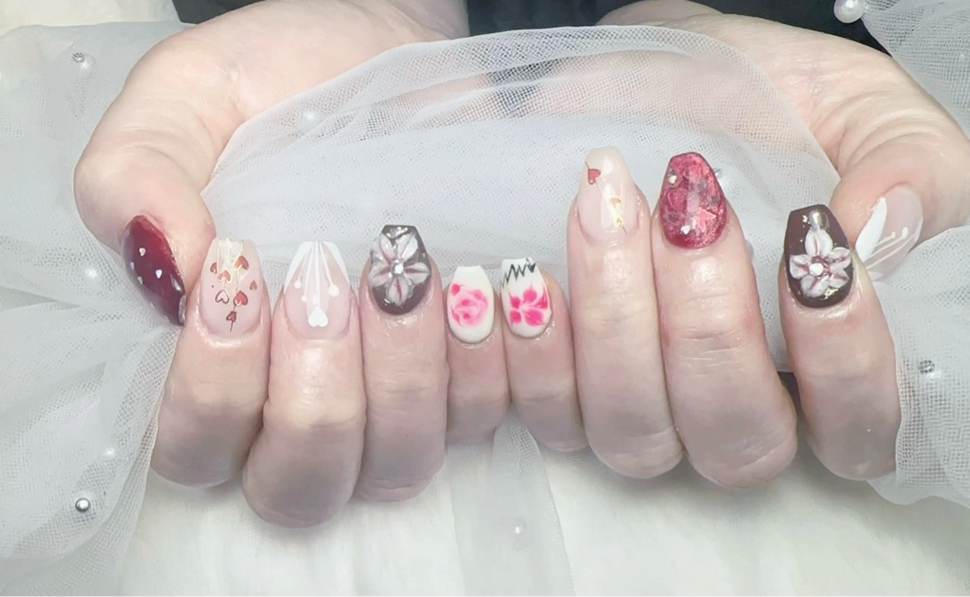 ネイル エピフィラム所属・グエン ミーのネイルデザイン