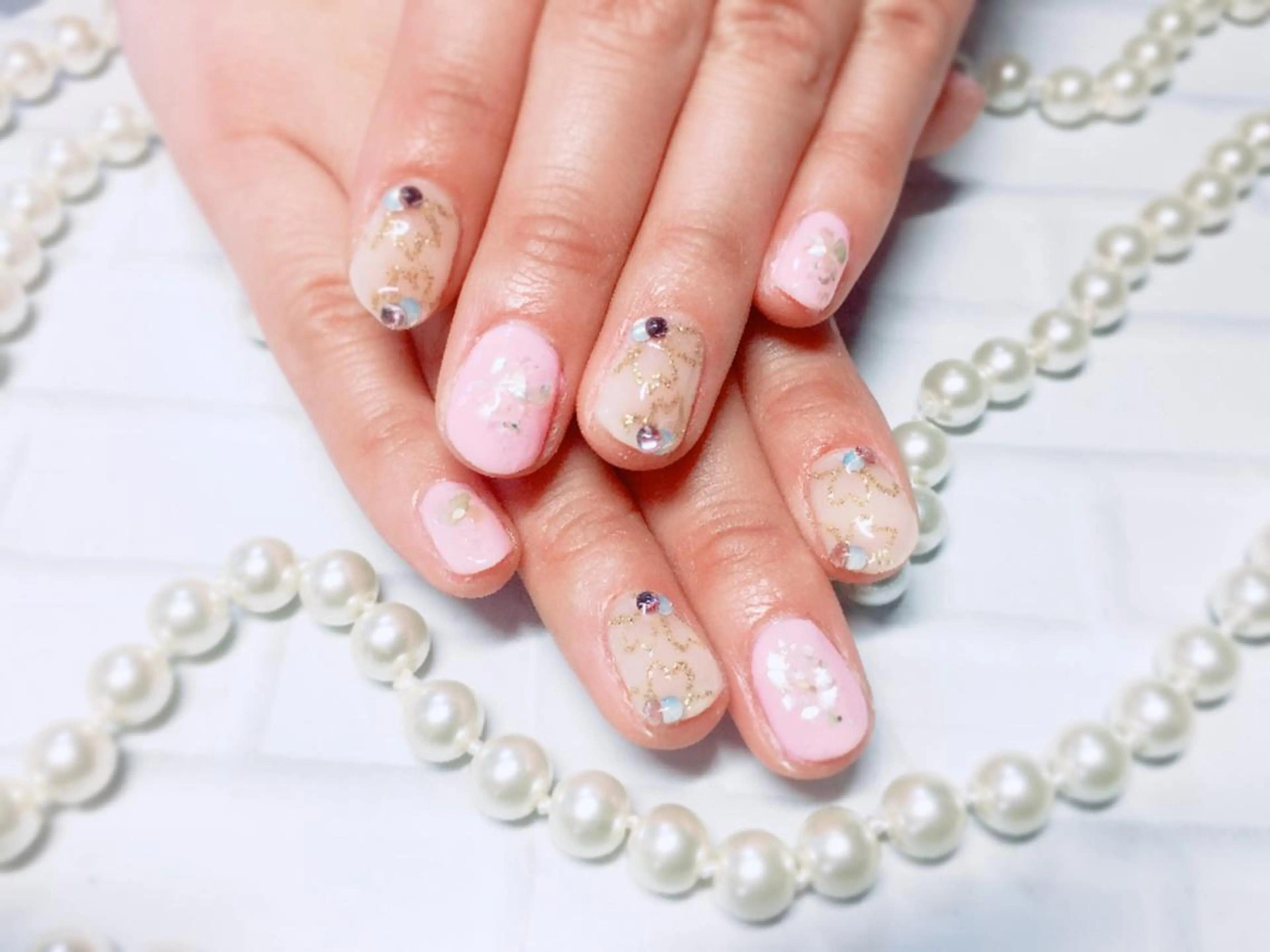 ネイル 桜ネイル 入学式 卒業式 ピンク 春ネイル ハンドネイル ハンドケア ネイルサロン HARRYS所属・ネイル・脱毛サロン HARRYSのエステ・リラクイメージ