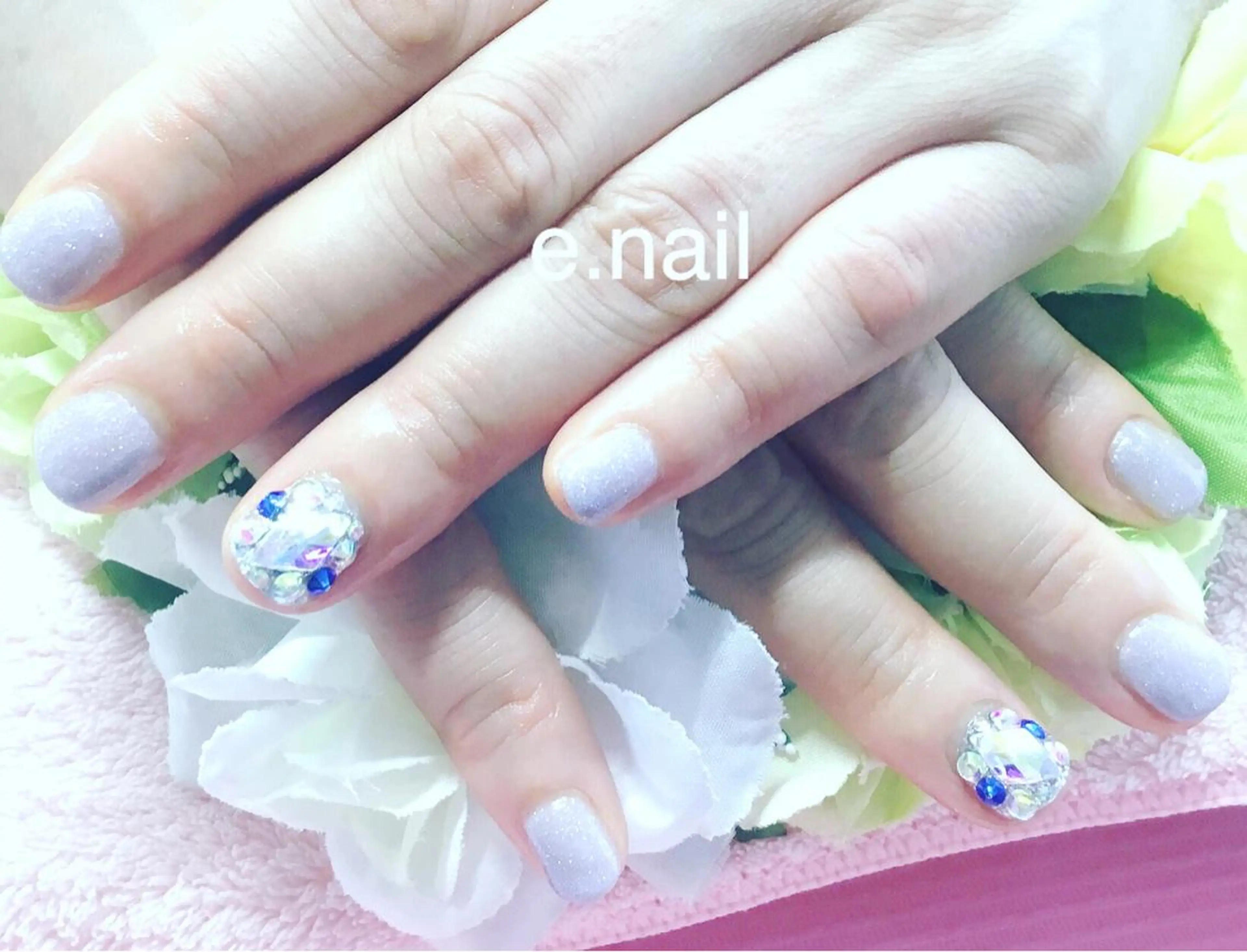ネイル e.nail所属・和賀井 恵理のネイルデザイン