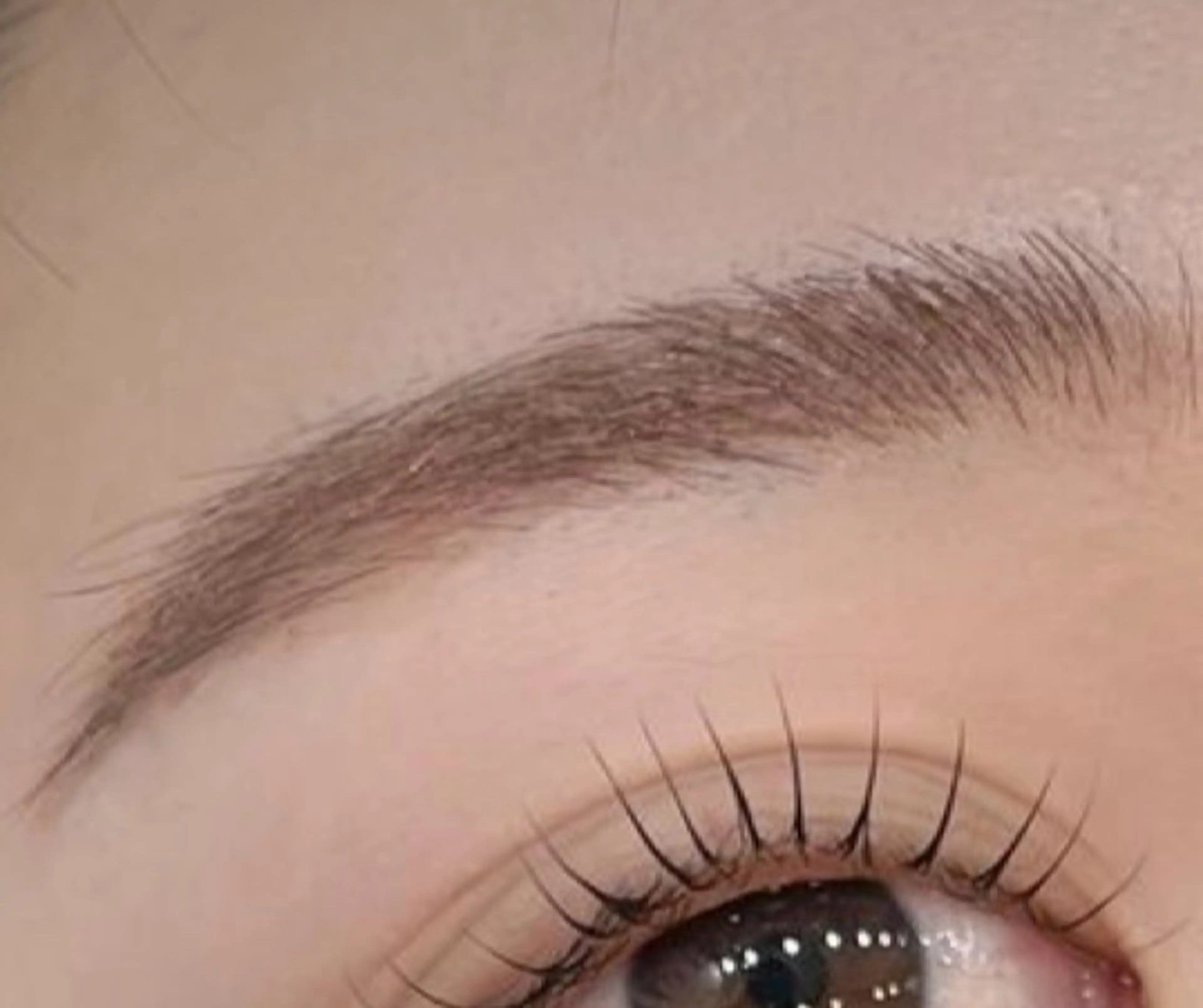 アイブロウ Io.🫧 Reina🫧のマツエク・マツパデザイン