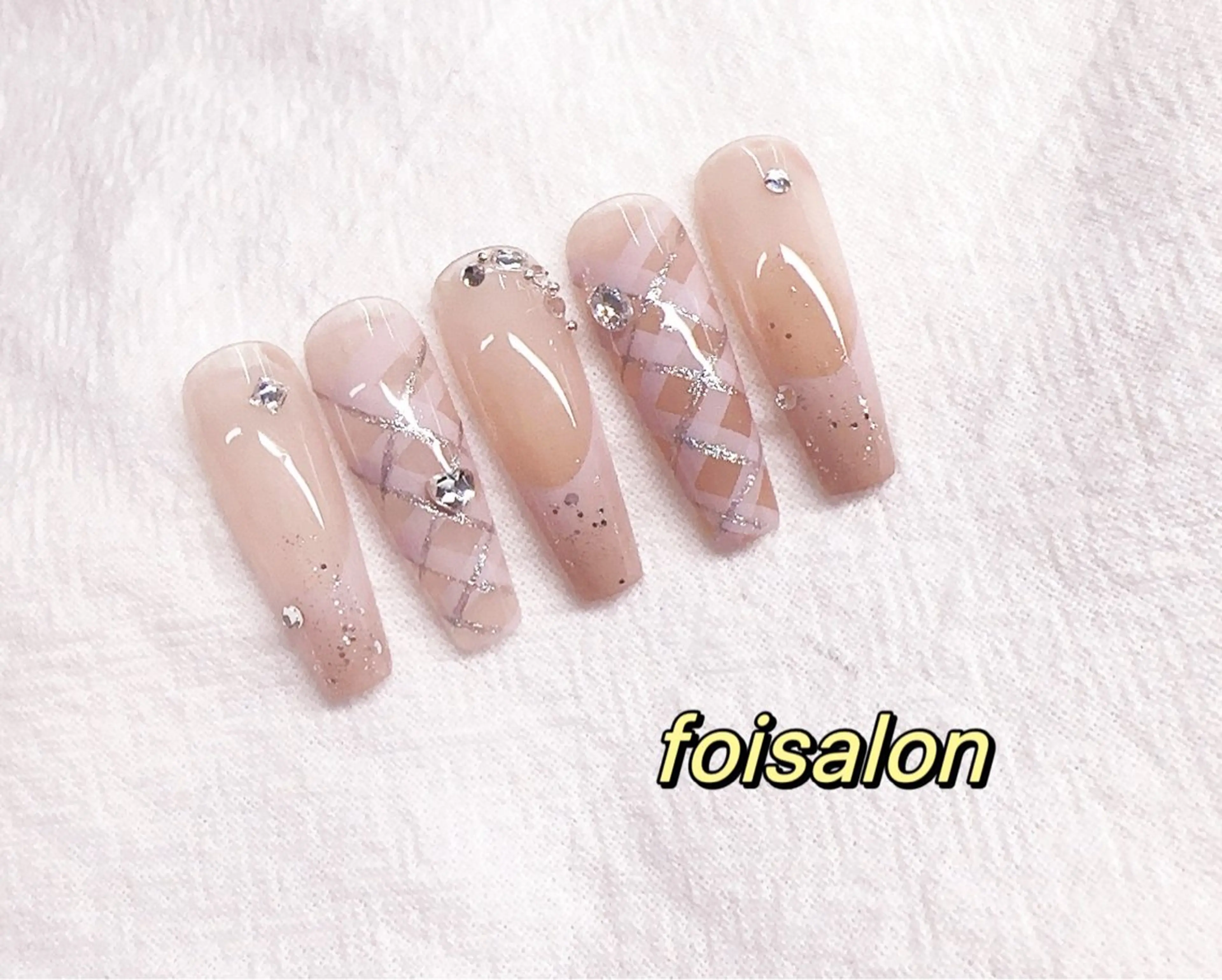 ネイル foisalon 新宿西口店のマツエク・マツパデザイン