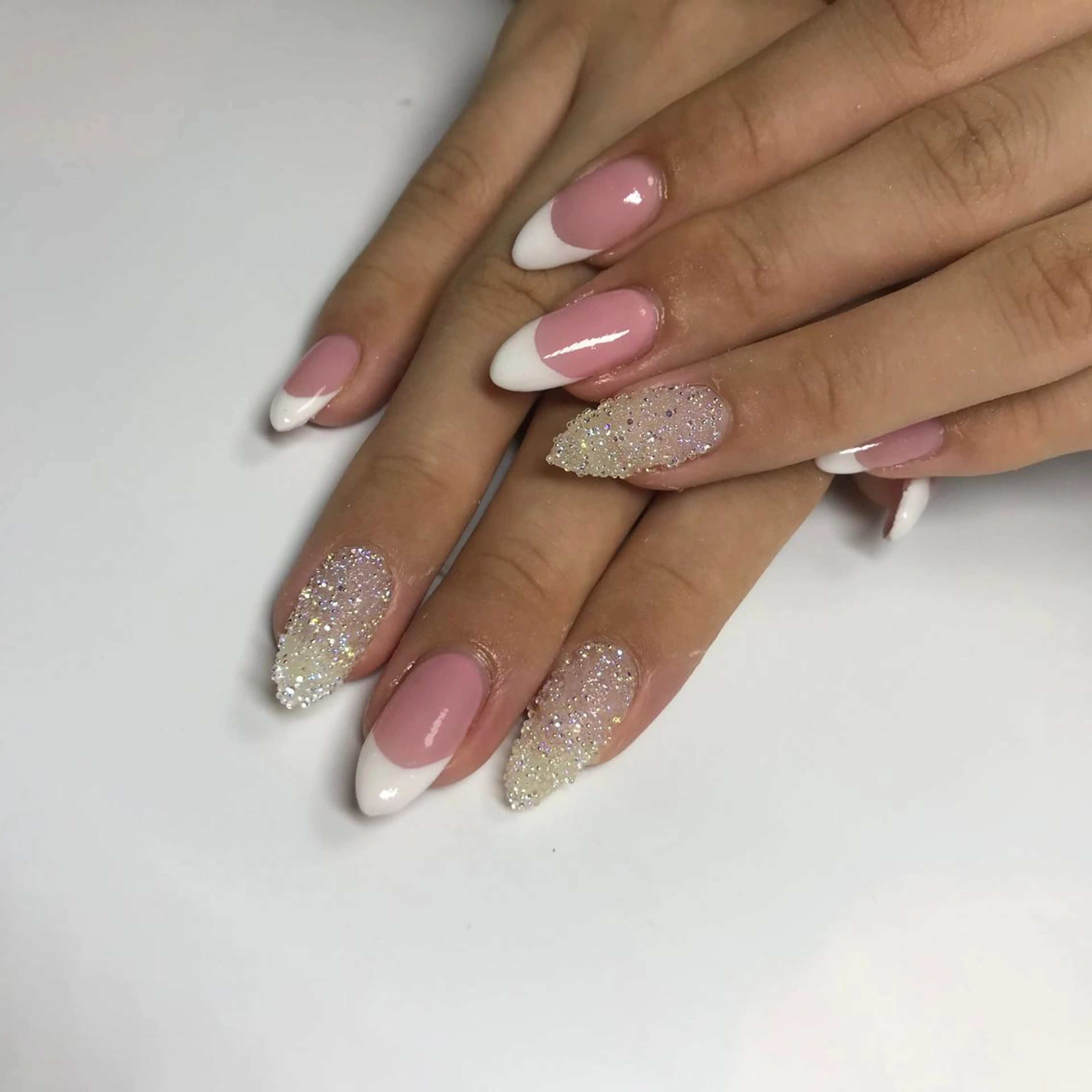 ネイル アートネイル フレンチネイル 【カメレオン】 上村 祥子のヘアスタイル