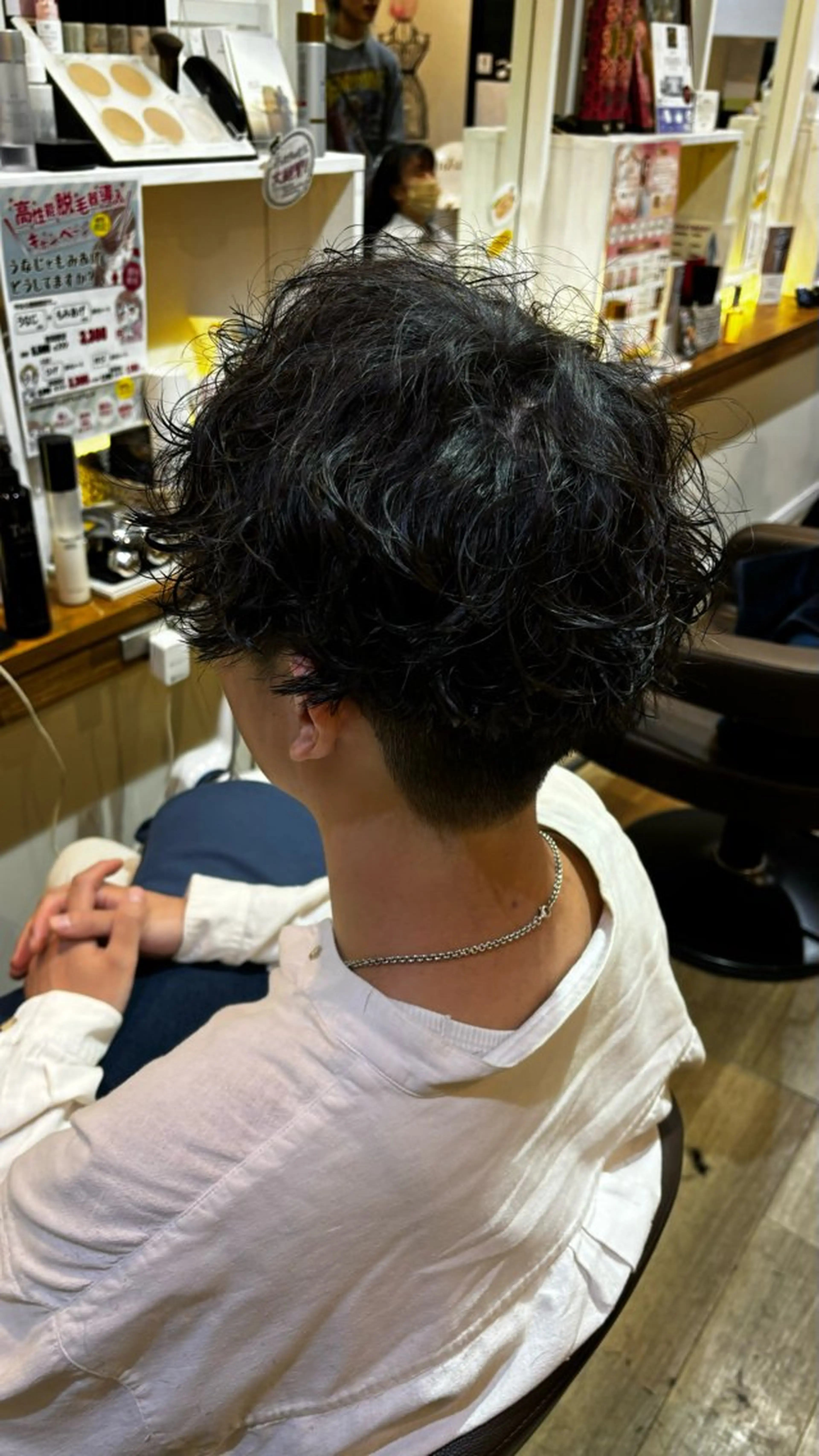 ショート パーマ 🎀ハイトーン/ 艶カラー/夕月🎀のヘアスタイル