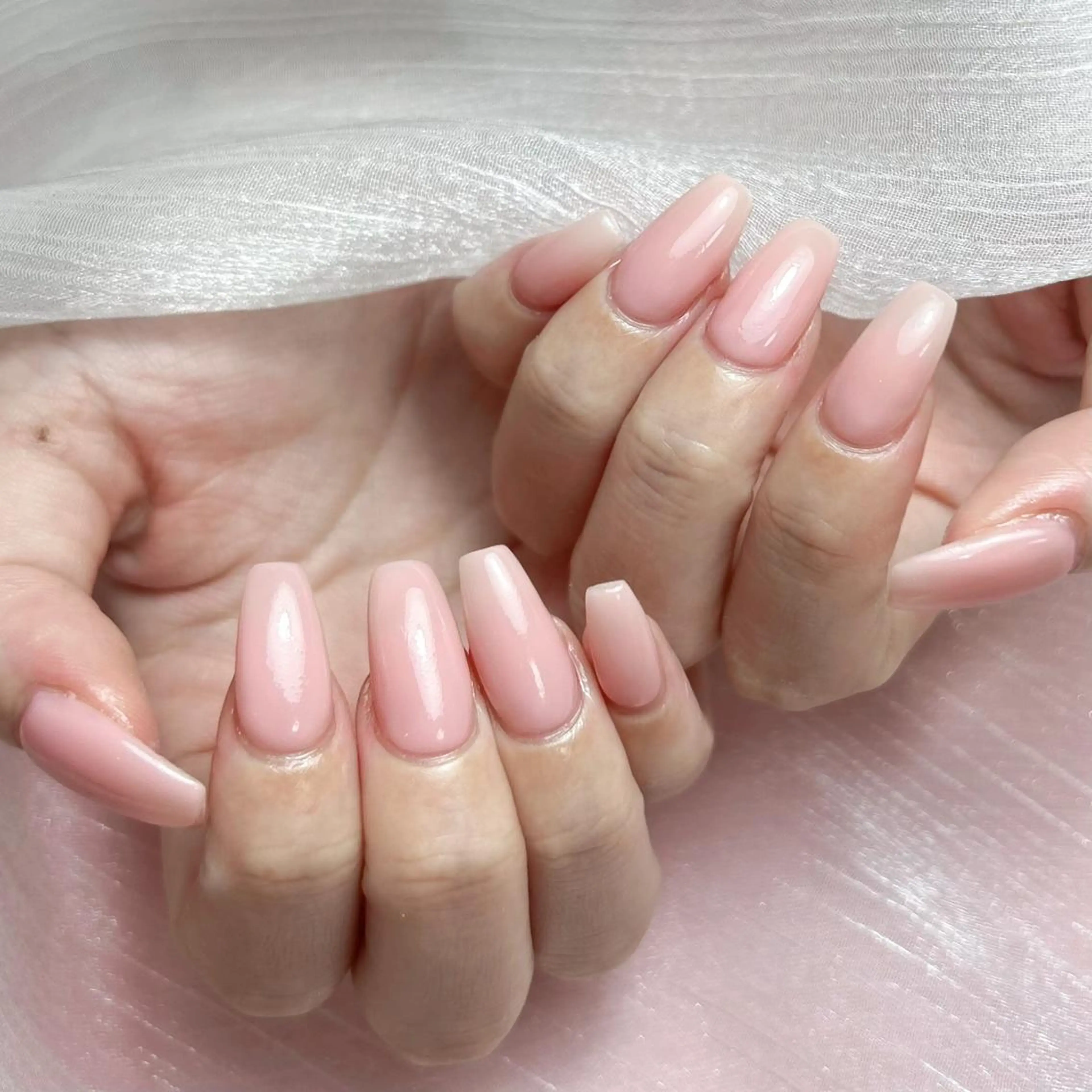 ネイル アートネイル オーロラネイル ガーリー キラキラネイル 韓国ネイル ハンドネイル DIANMOND NAIL🌸のネイルデザイン