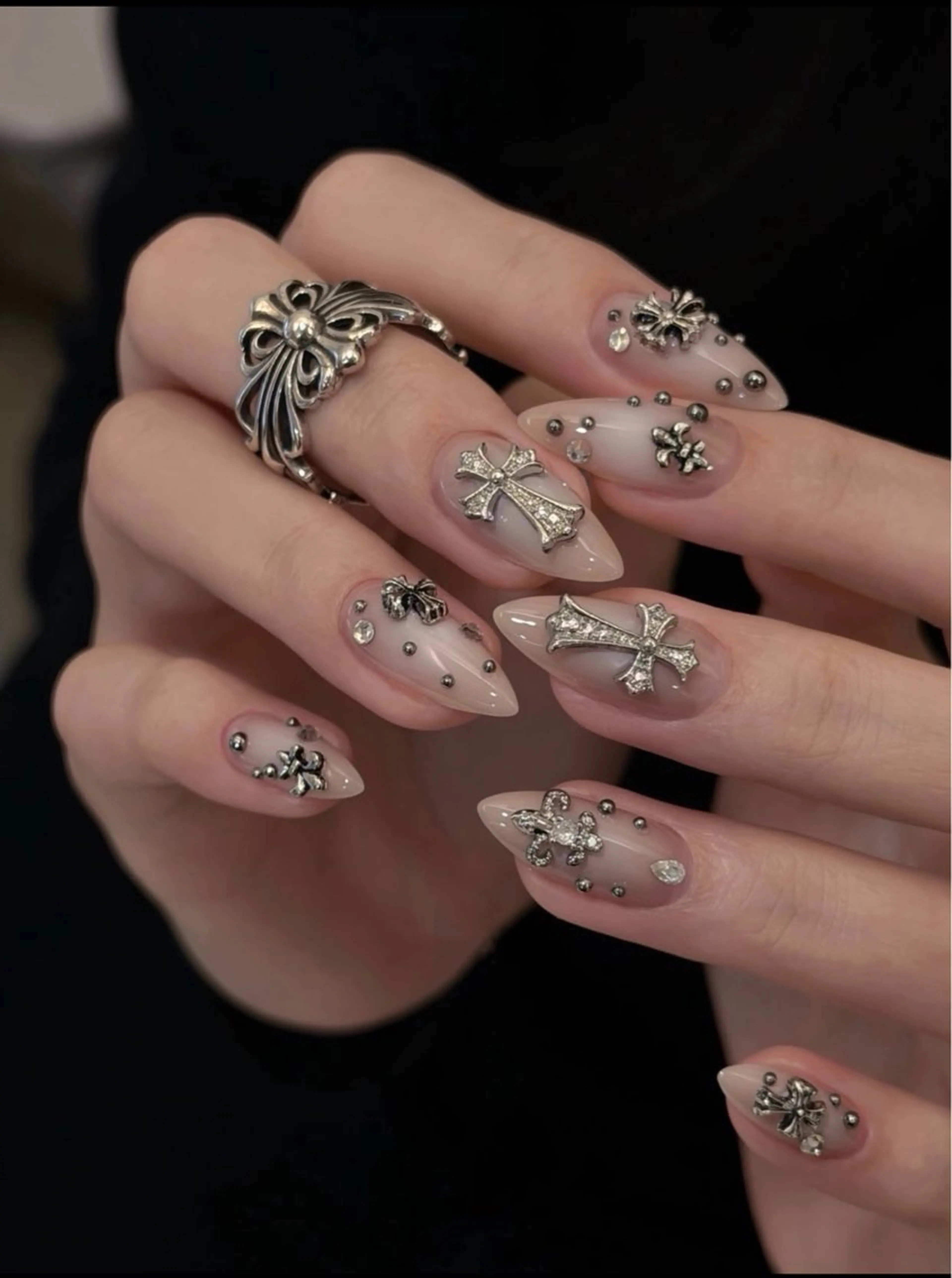 ネイル Mew_Sanie所属・Sanie Salonのネイルデザイン