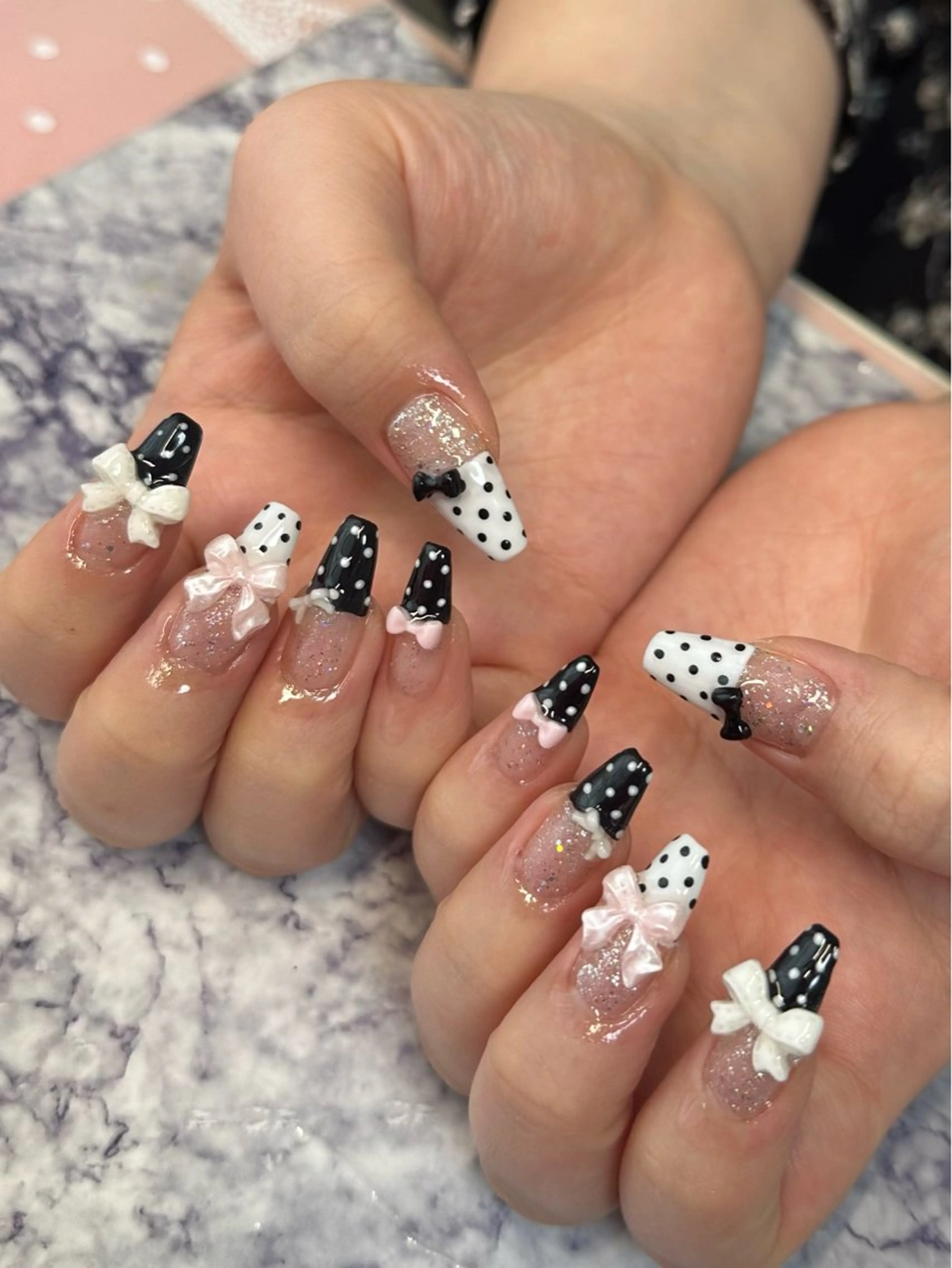 ネイル ハンドネイル Pretzels🥨 【プレッツェル】ミウのネイルデザイン