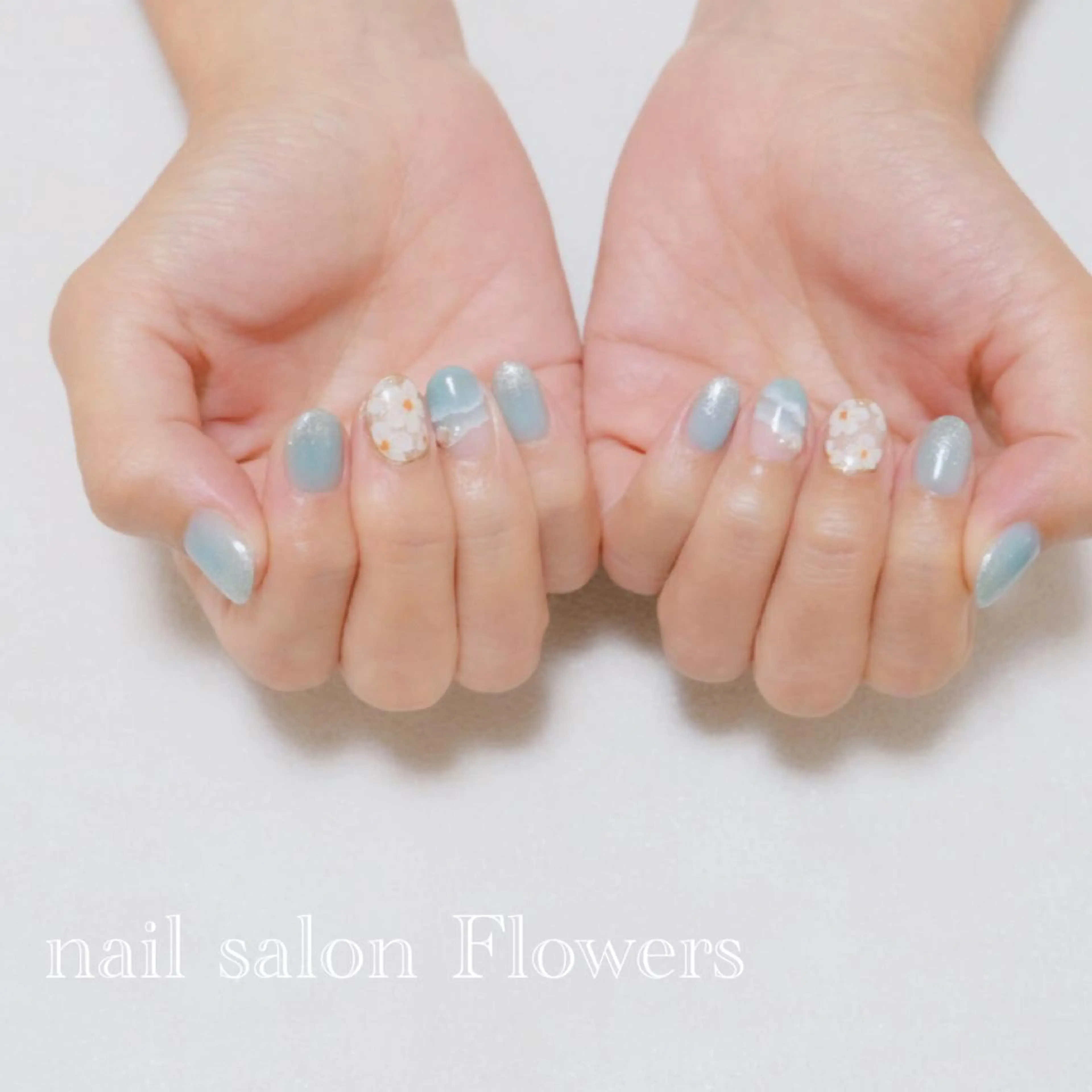 ネイル Flowers Tomomiのネイルデザイン