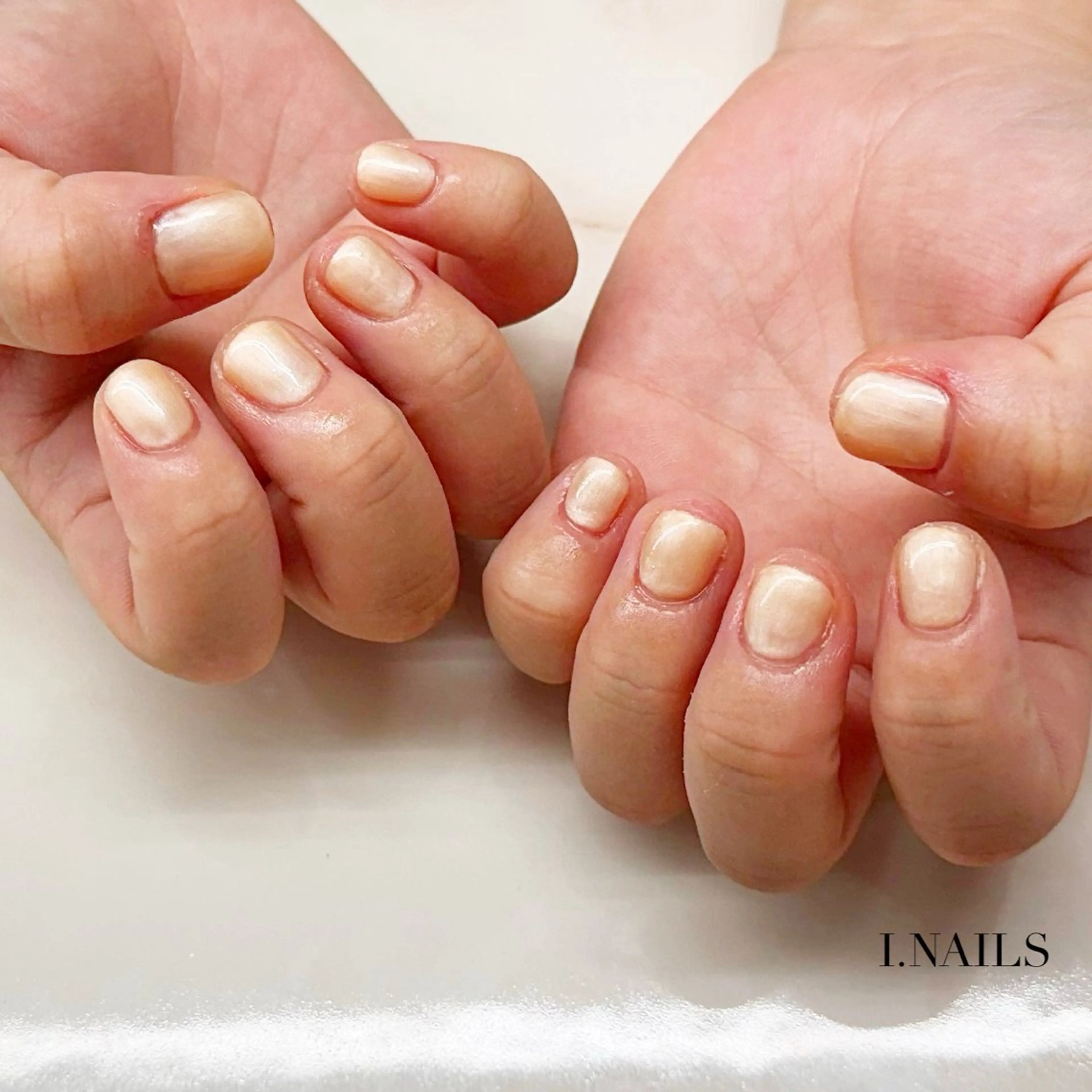 ネイル アイネイルズ所属・早川 梓のネイルデザイン