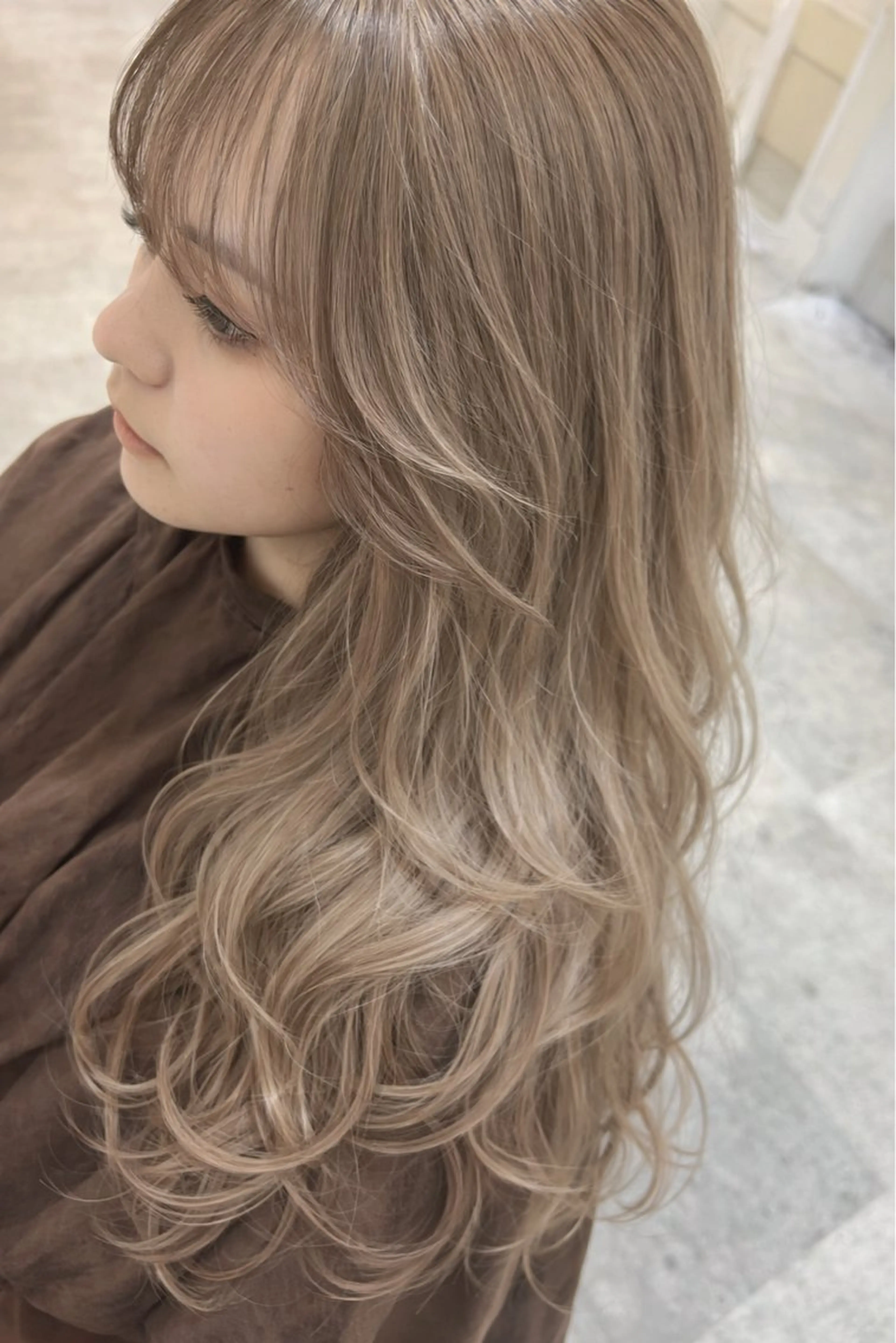 カラー 透明感のある艶髪なら 矢場町駅4番出口すぐのヘアスタイル