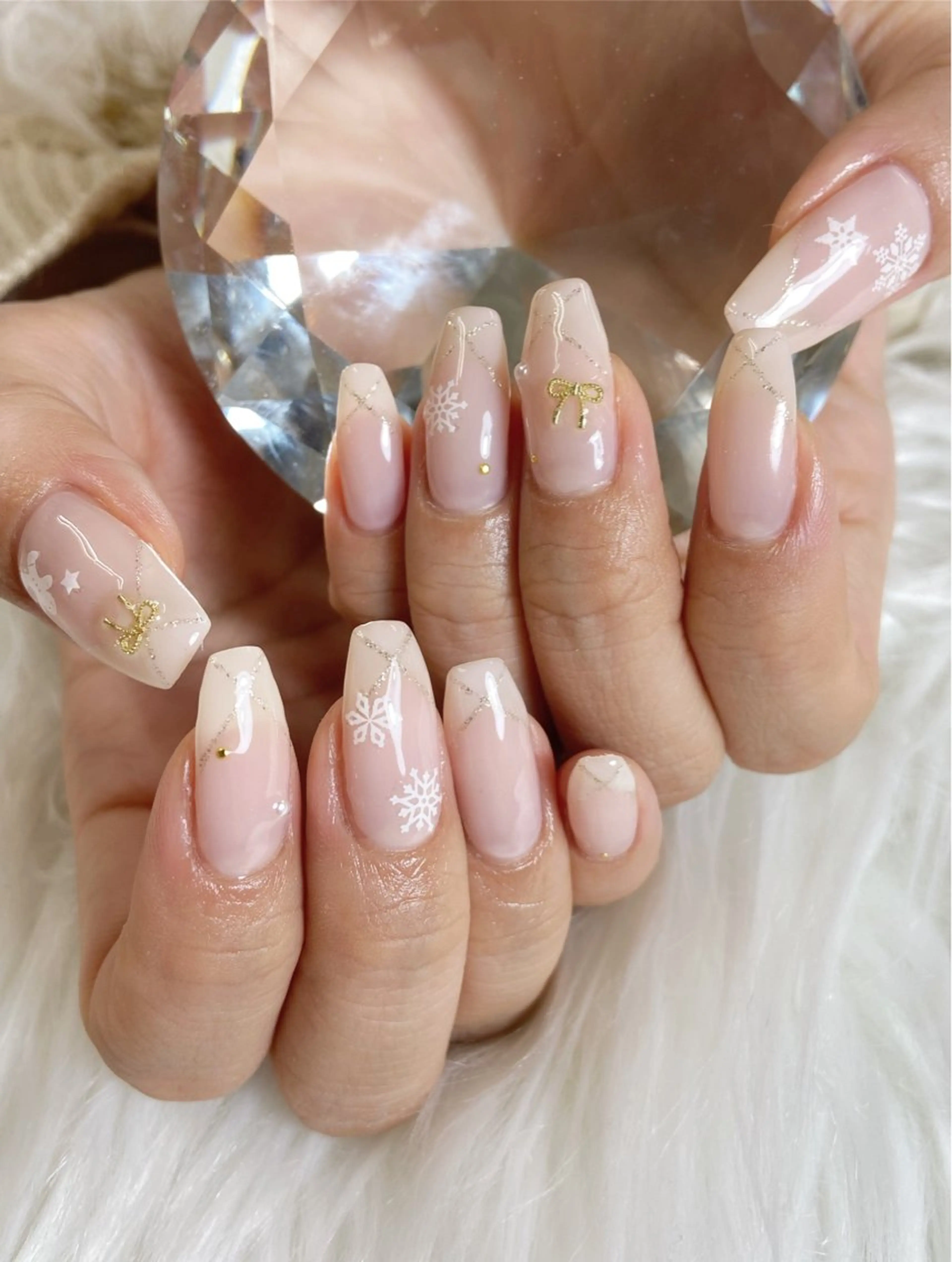 ネイル フレンチネイル ホワイト 冬ネイル ハンドネイル Kanako 💫のネイルデザイン