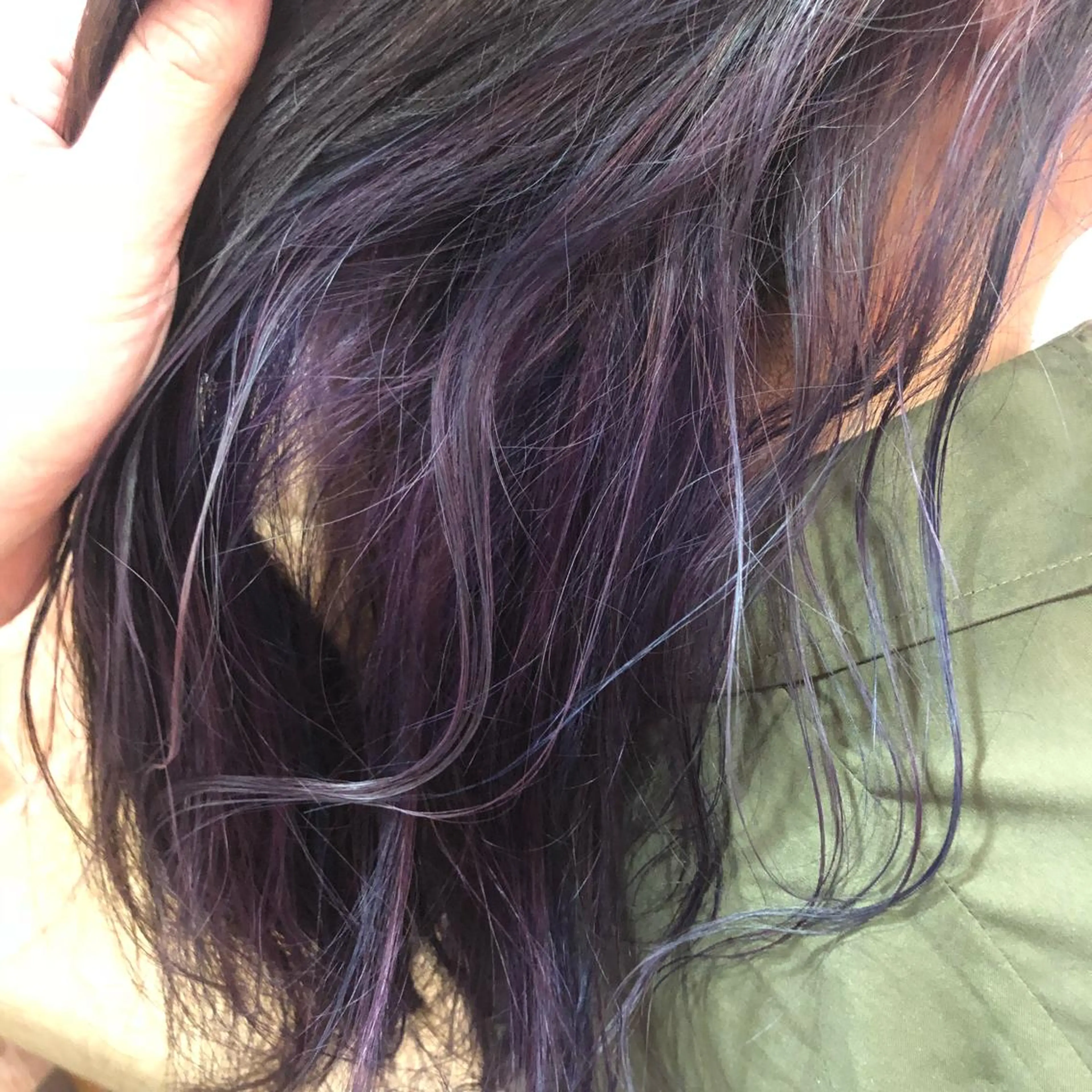 セミロング カラー ブリーチ ユニコーンカラー 4-rest garden （フォーレストガーデン）所属・金井 直樹のヘアスタイル