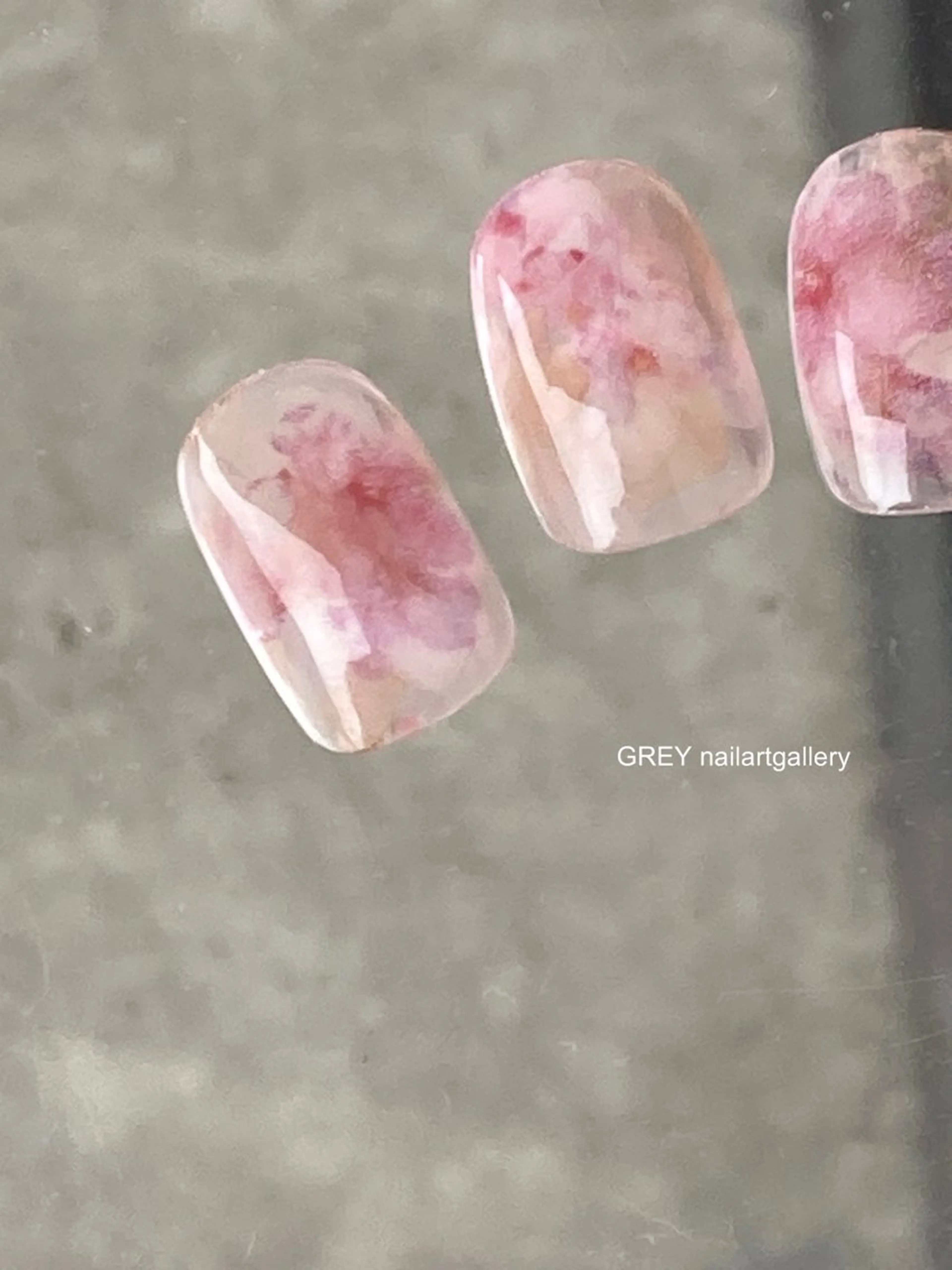 ネイル 【GREY】 TAIRAのネイルデザイン