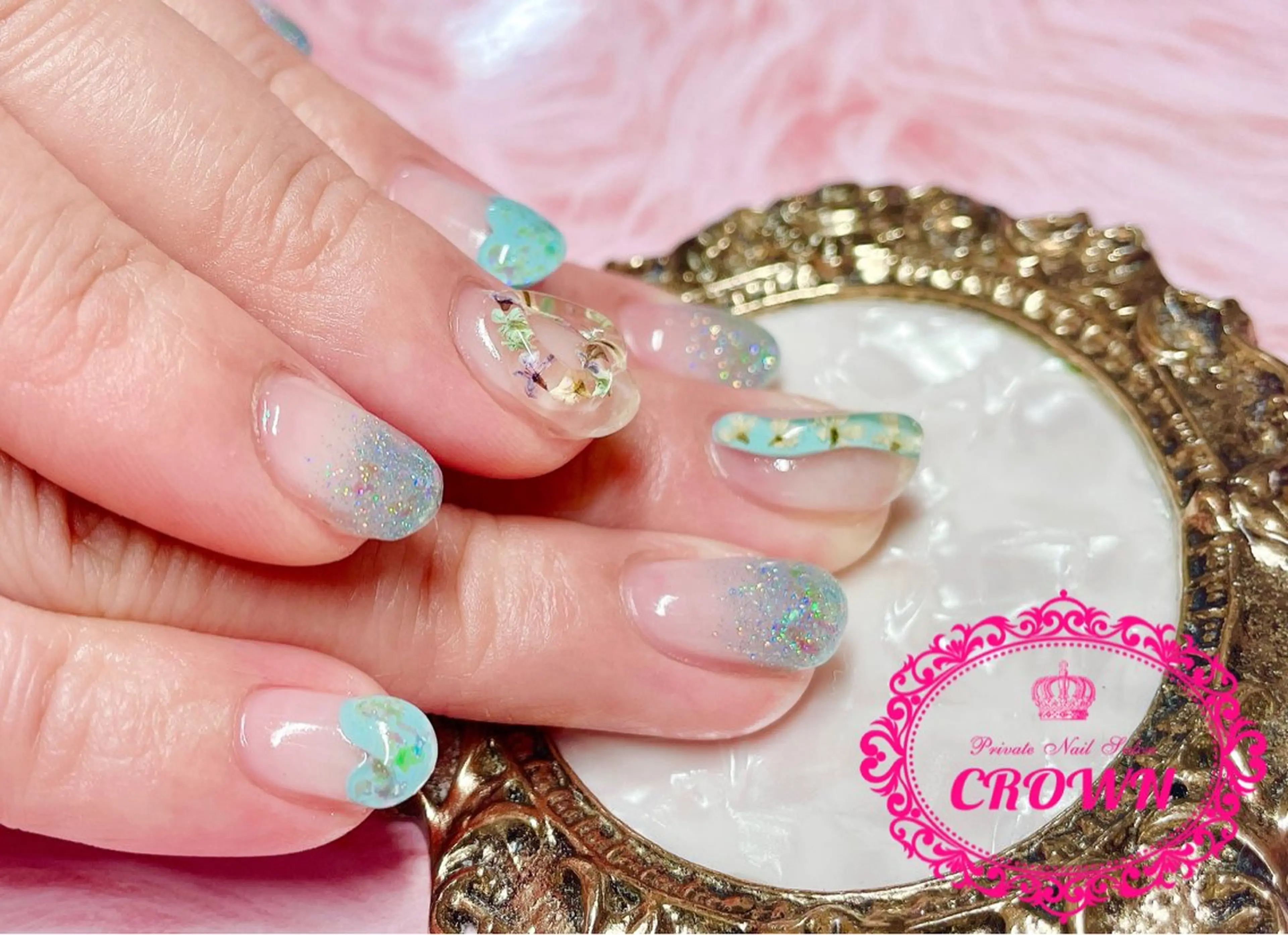 ネイル CROWN プライベートサロンのネイルデザイン