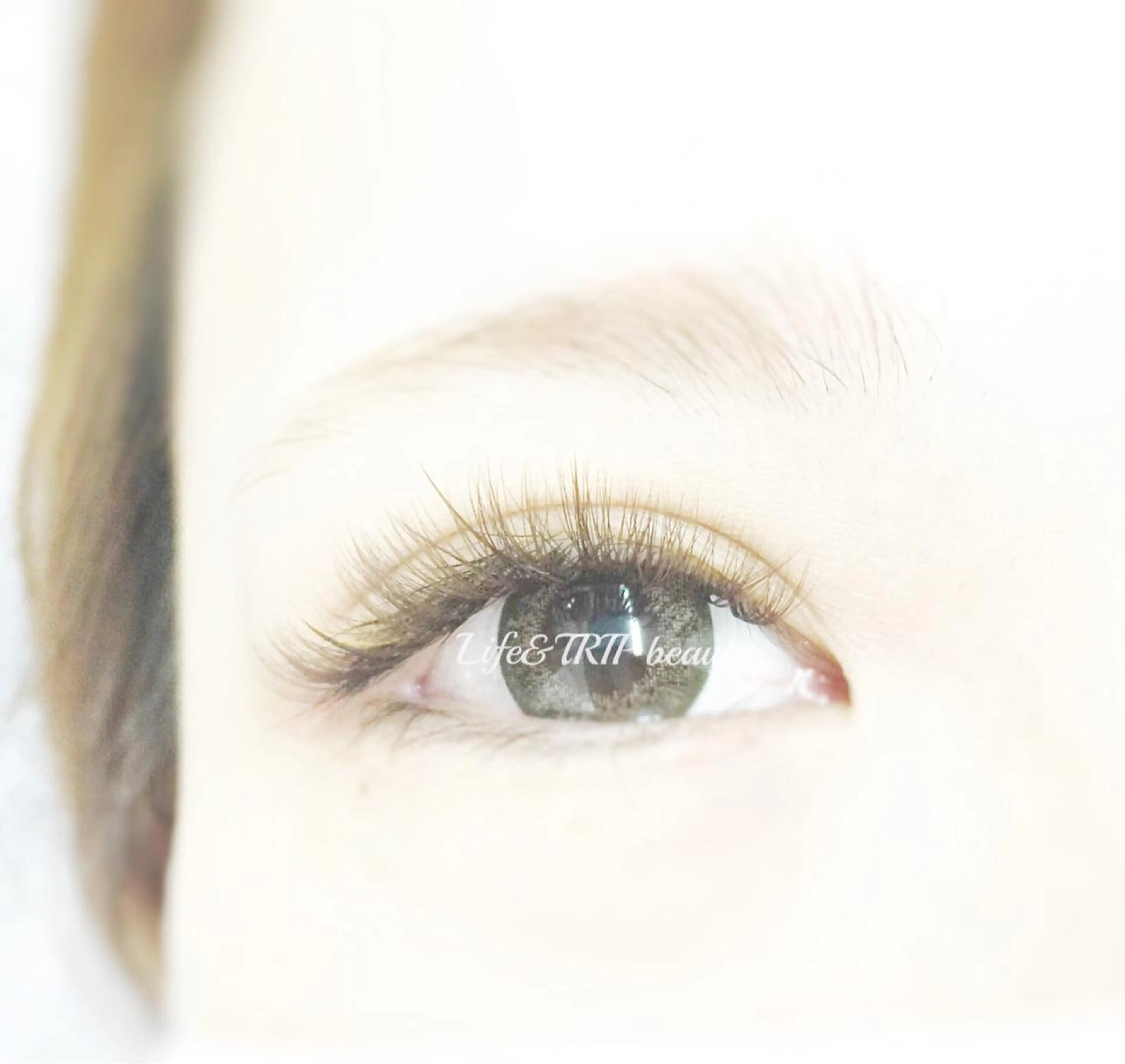 マツエク・マツパ カラーマツエク マツエク Life&TRIP beauty所属・Life&TRIP beautyのマツエク・マツパデザイン