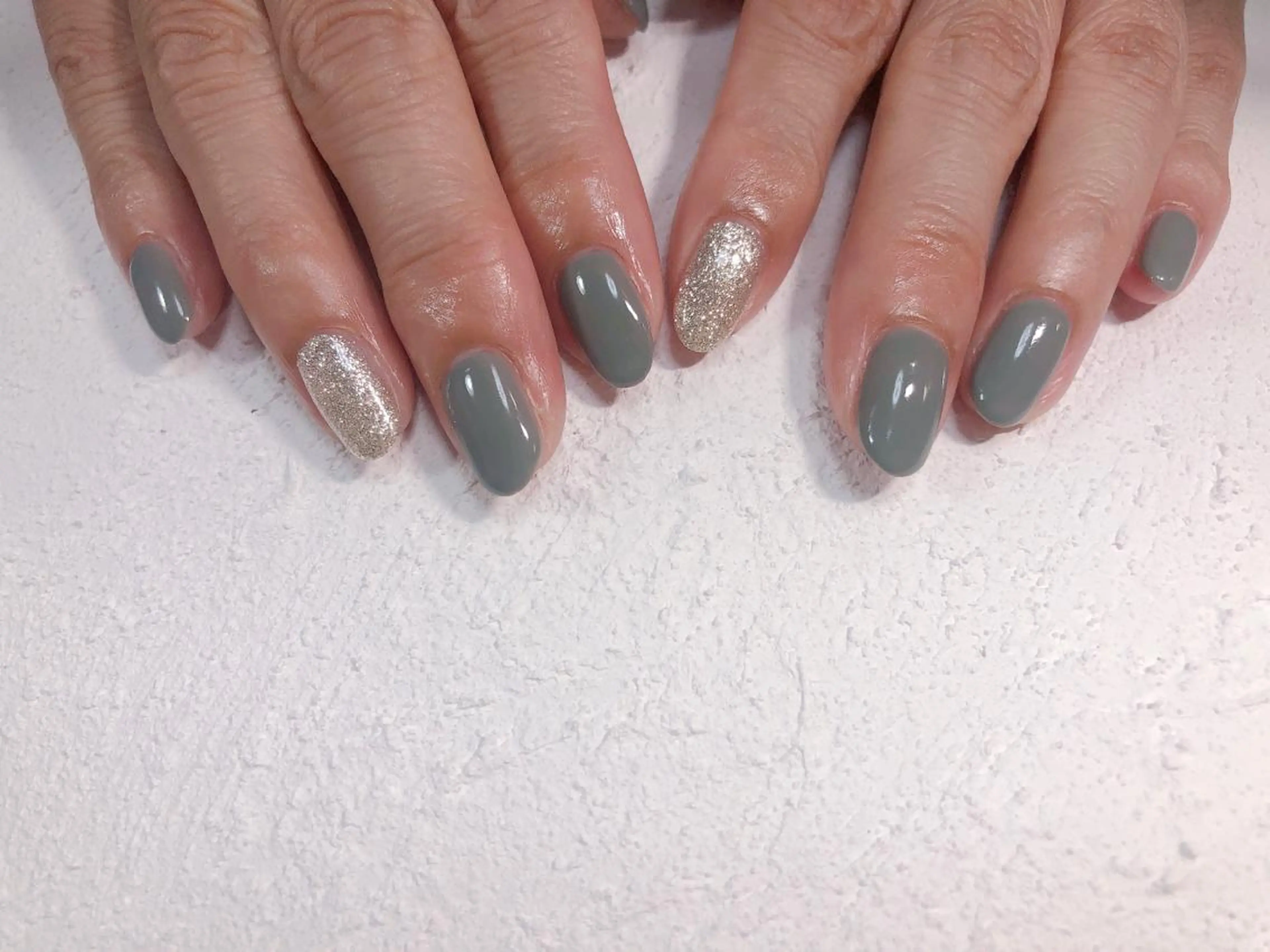 ネイル ジェルネイル Regaro i.sのネイルデザイン