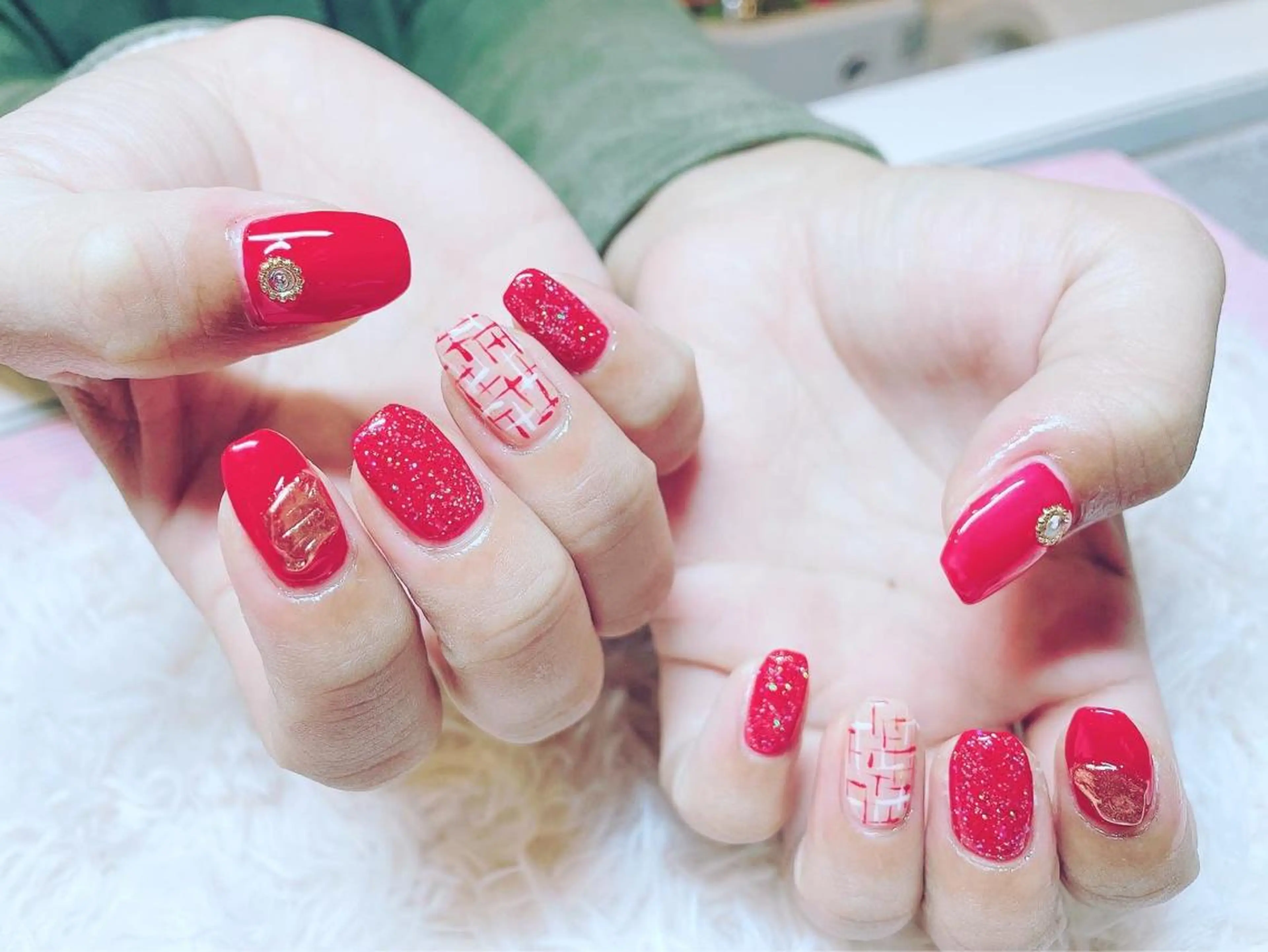 ネイル 頑張る女性の味方✴︎ M.i　nail ♡のネイルデザイン