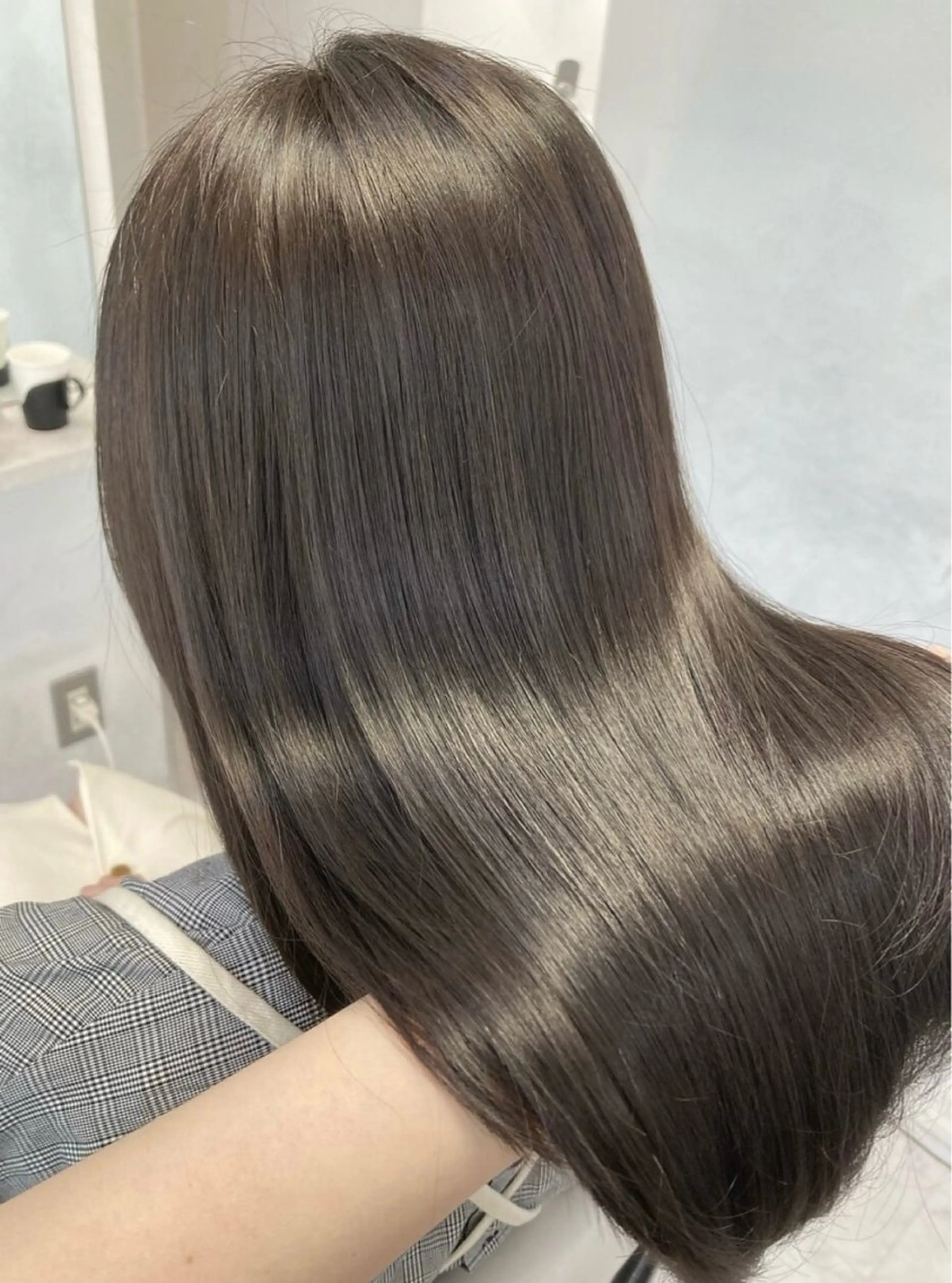 personalヘアカラー+資生堂サブリミック髪質改善トリートメントの写真