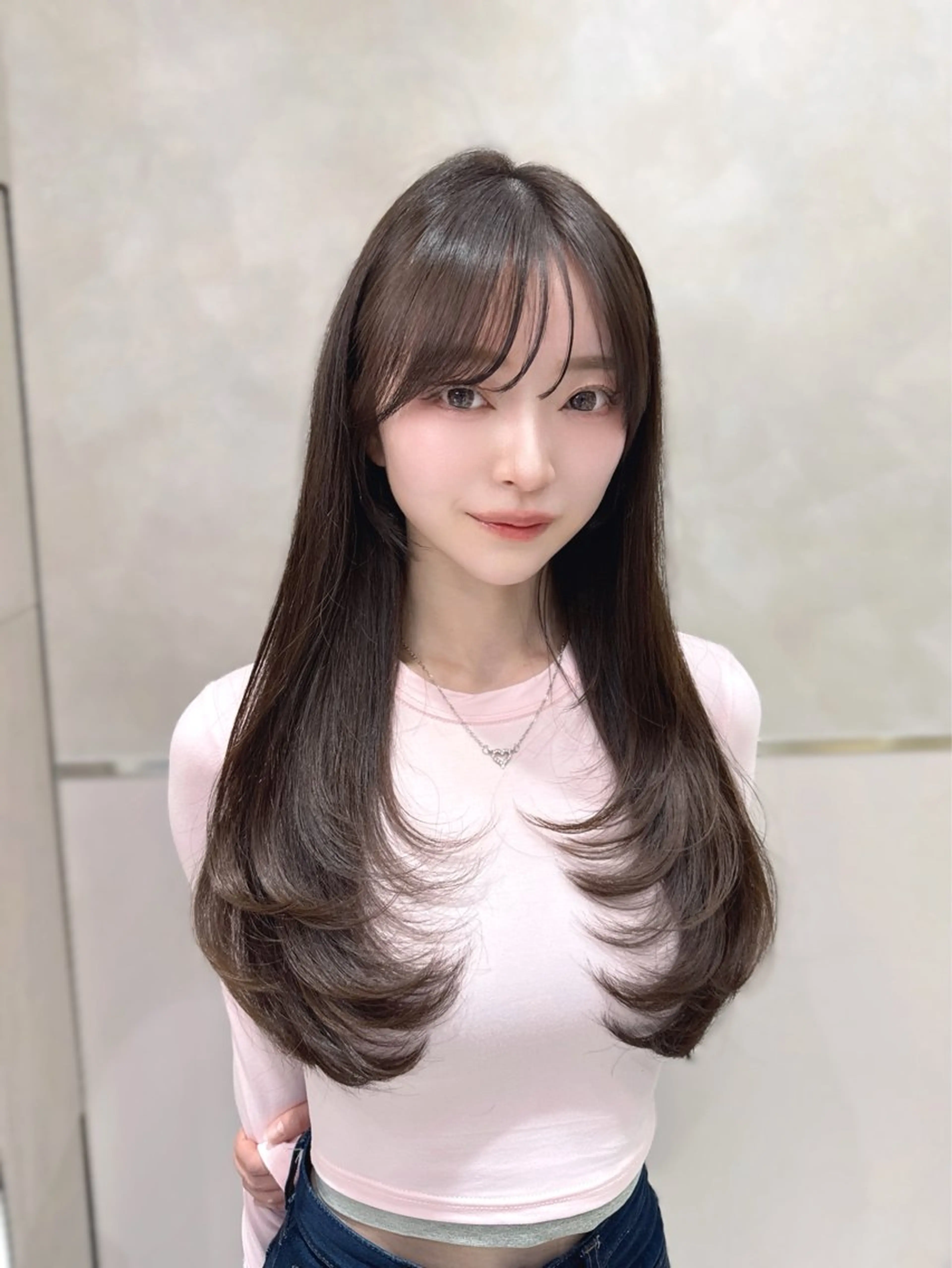 ロング カラー カット ヘアカラー トリートメント ヘッドスパ ヘアセット 韓国ヘア/レイヤー/ 顔まわり/りょーとのヘアスタイル