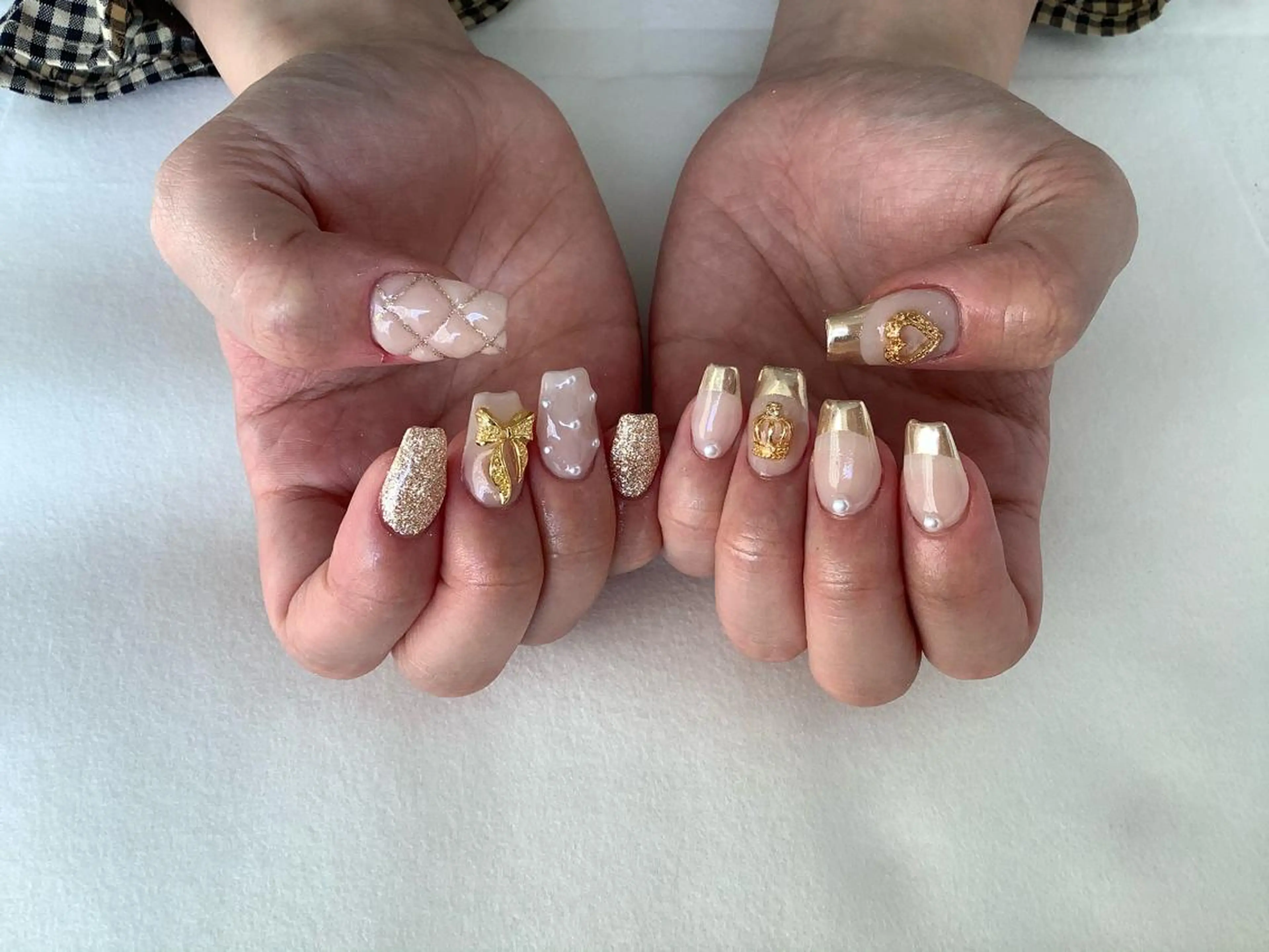 ネイル ハンドネイル 💎🐰 saki. m 🐰💎のネイルデザイン