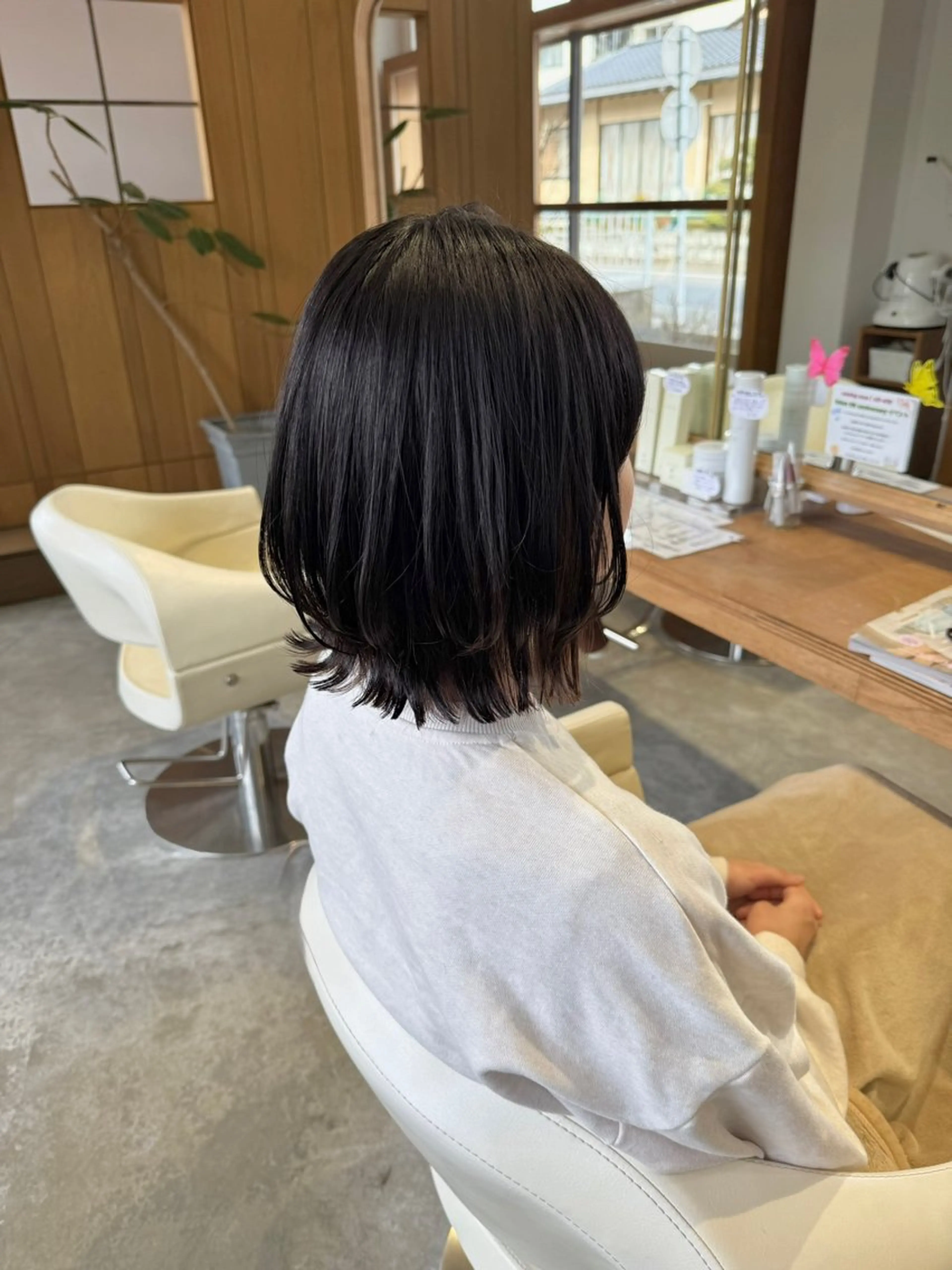 ミディアム ボブレイヤー ボブ レイヤーカット カット フラム所属・WATANABE MISAKIのヘアスタイル