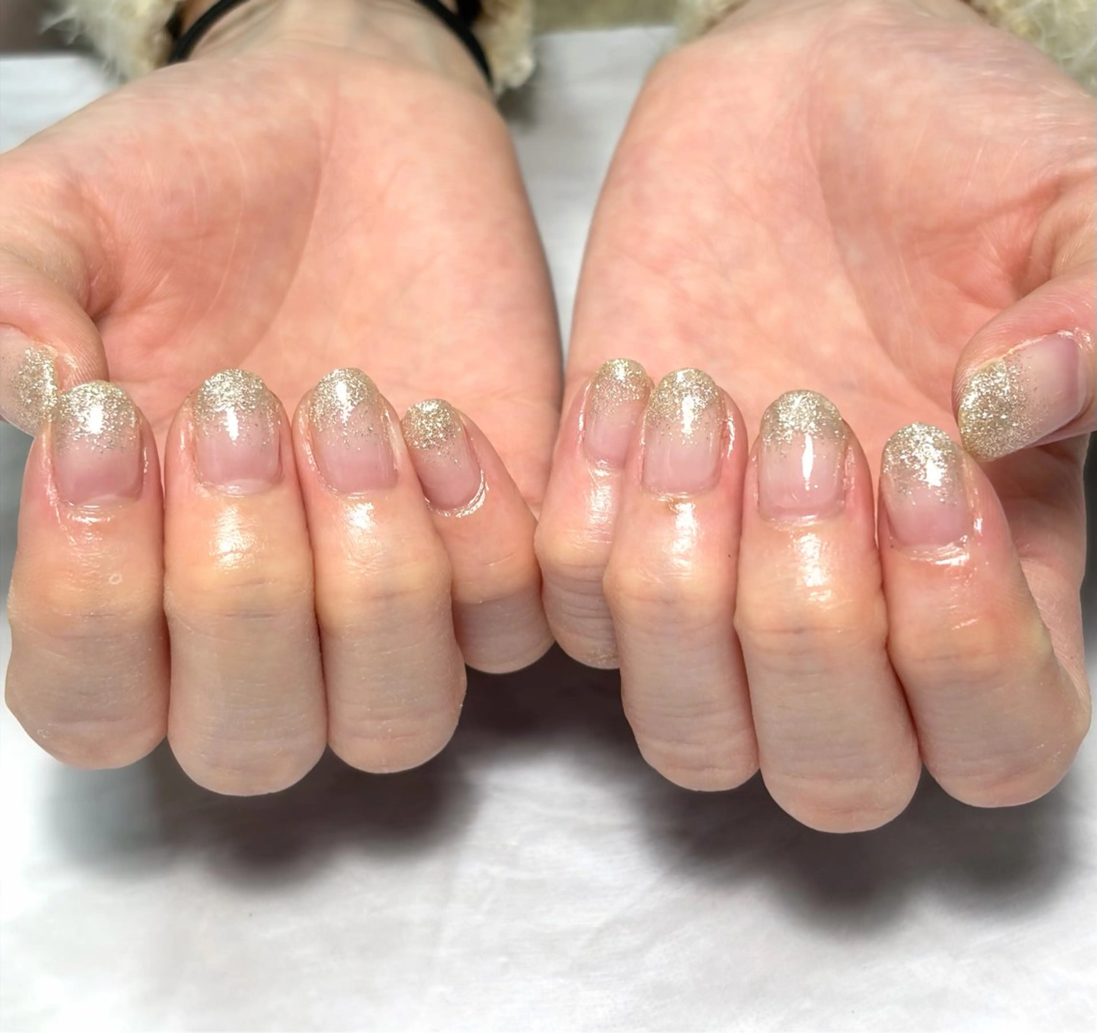 ネイル グラデーション ラメ(グリッター) ラメグラデーション n.r.MONAMI ネイルサロンのネイルデザイン