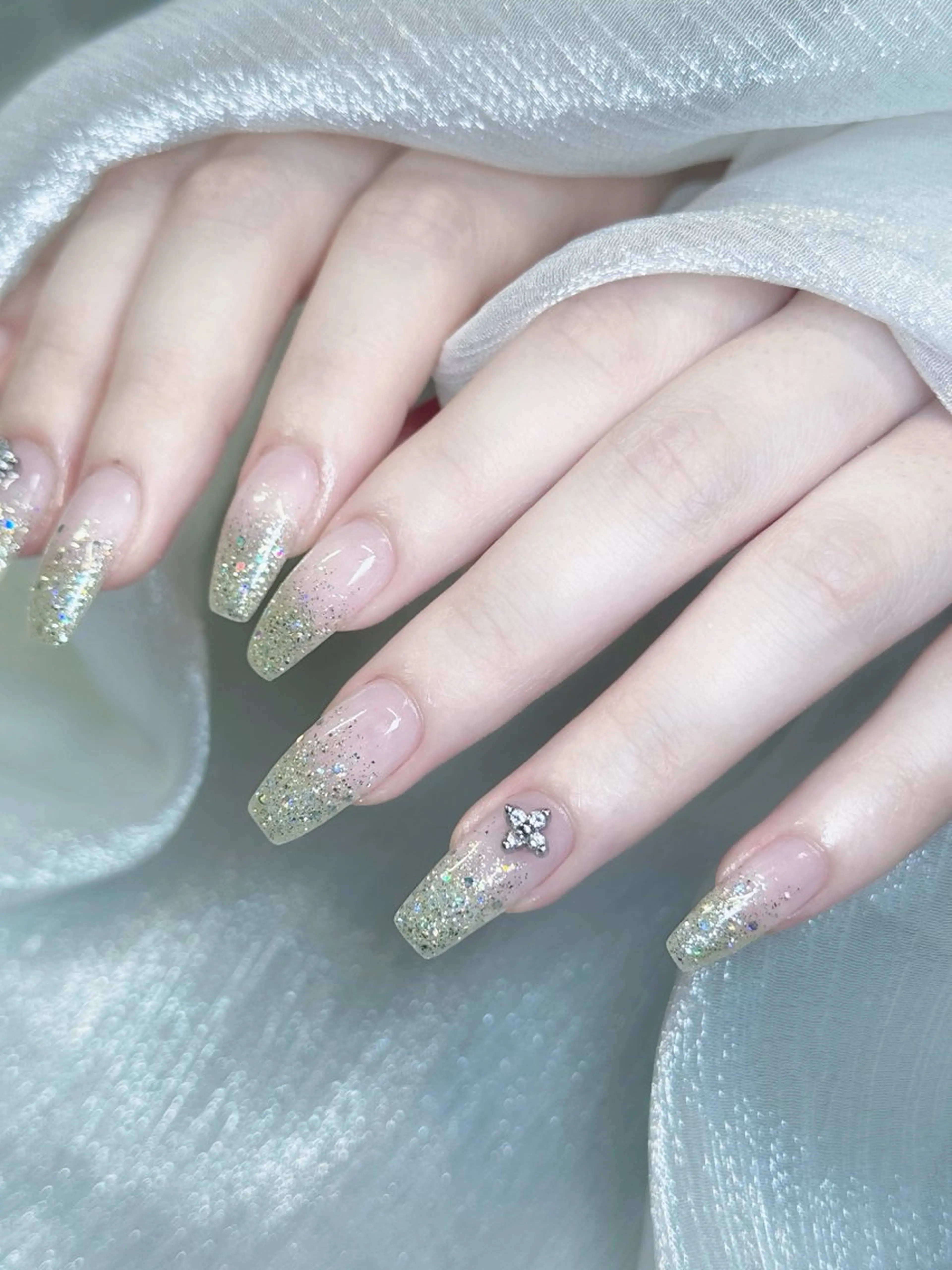 ネイル ハンドネイル Nail salon Lycoris キキのネイルデザイン