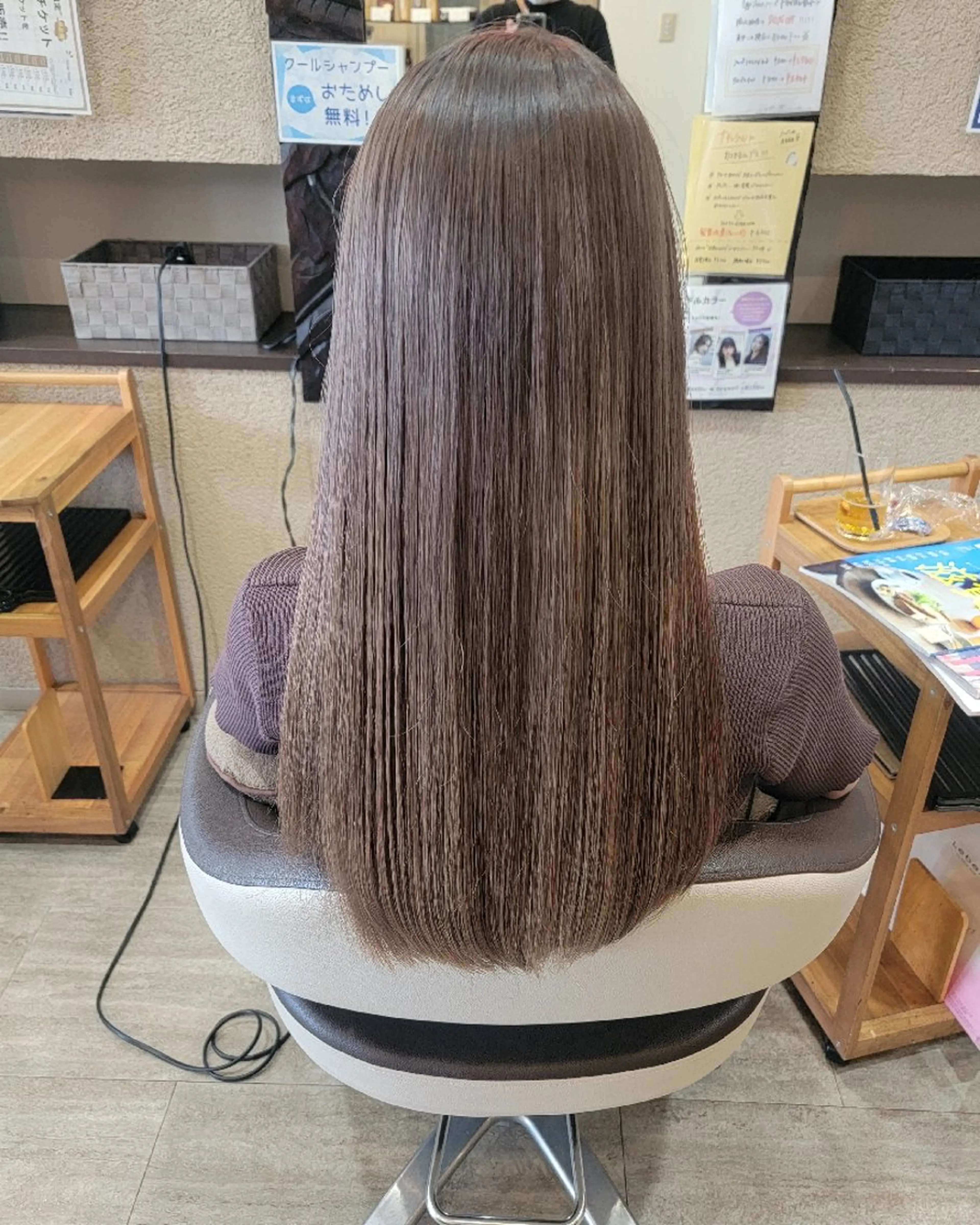 カラー ベージュカラー ブリーチ ミルクティーベージュ ヘアカラー トリートメント 山田 周のヘアスタイル