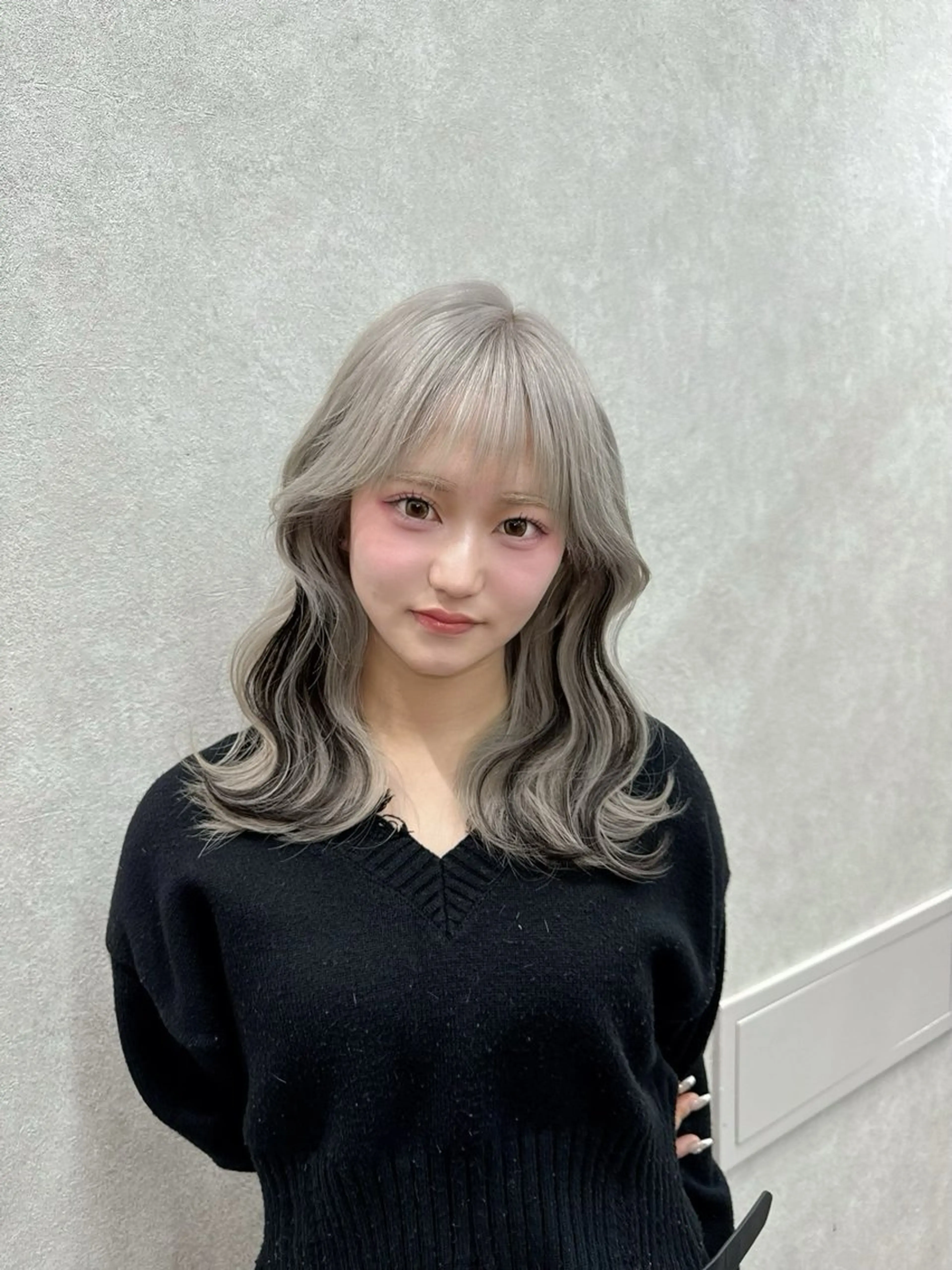 セミロング セミロングパーマ 縮毛矯正 ヘアカラー 璃 音のヘアスタイル