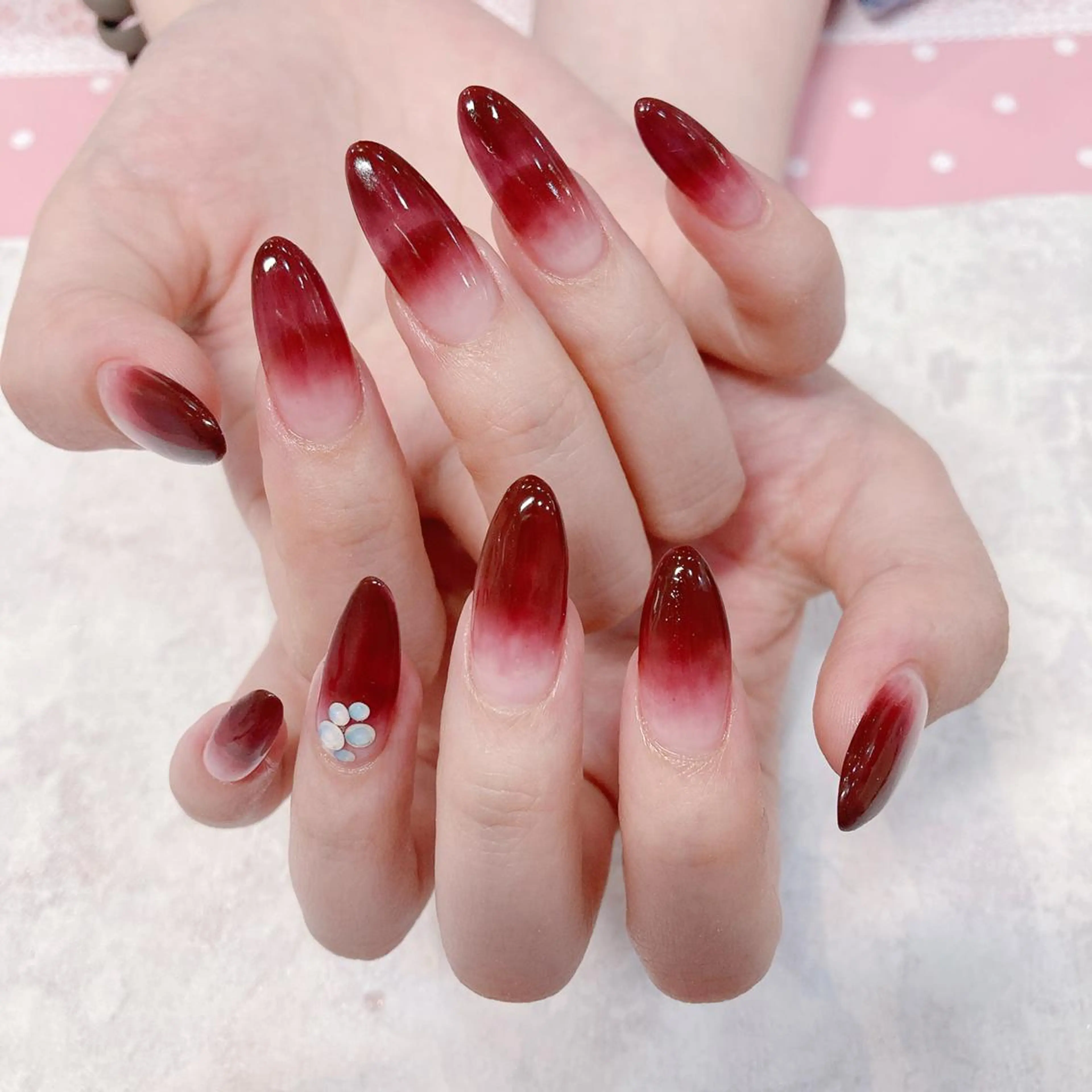 ネイル バニーアイズ　ネイル ニューオータニ博多店のネイルデザイン