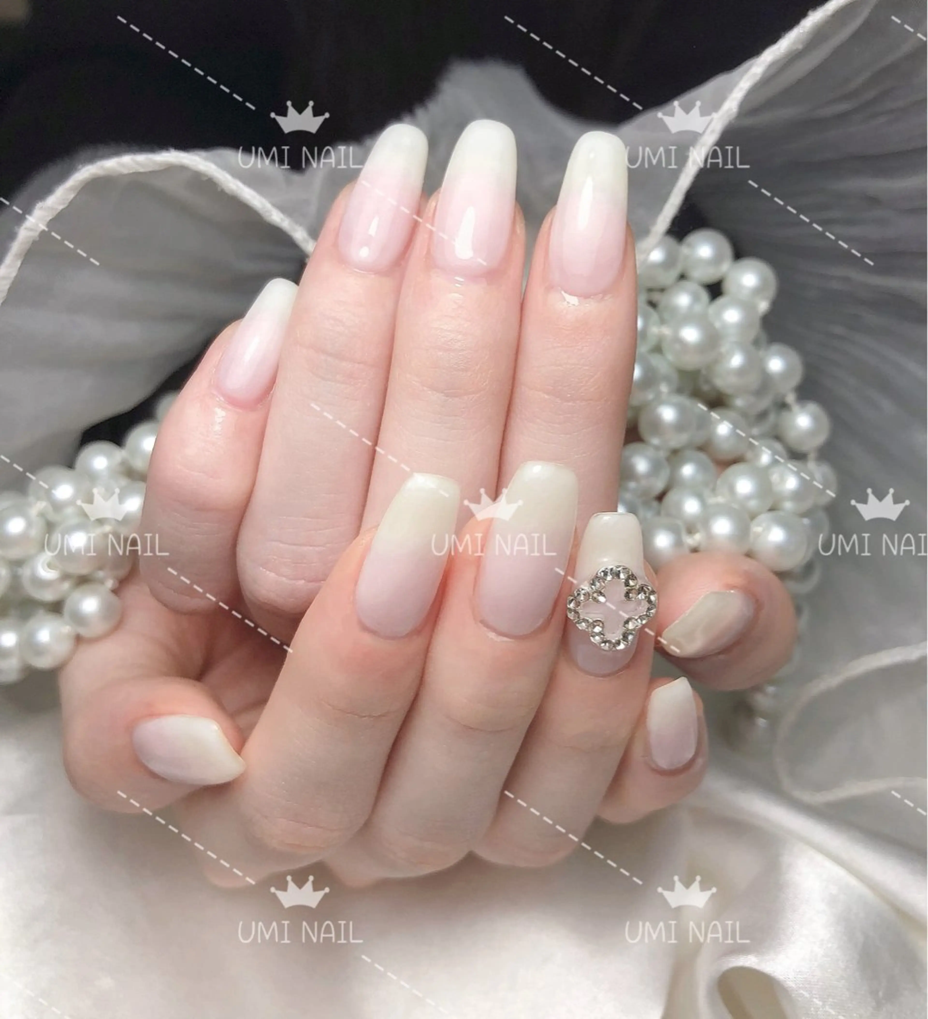 ネイル LUXE NAIL SALONのネイルデザイン