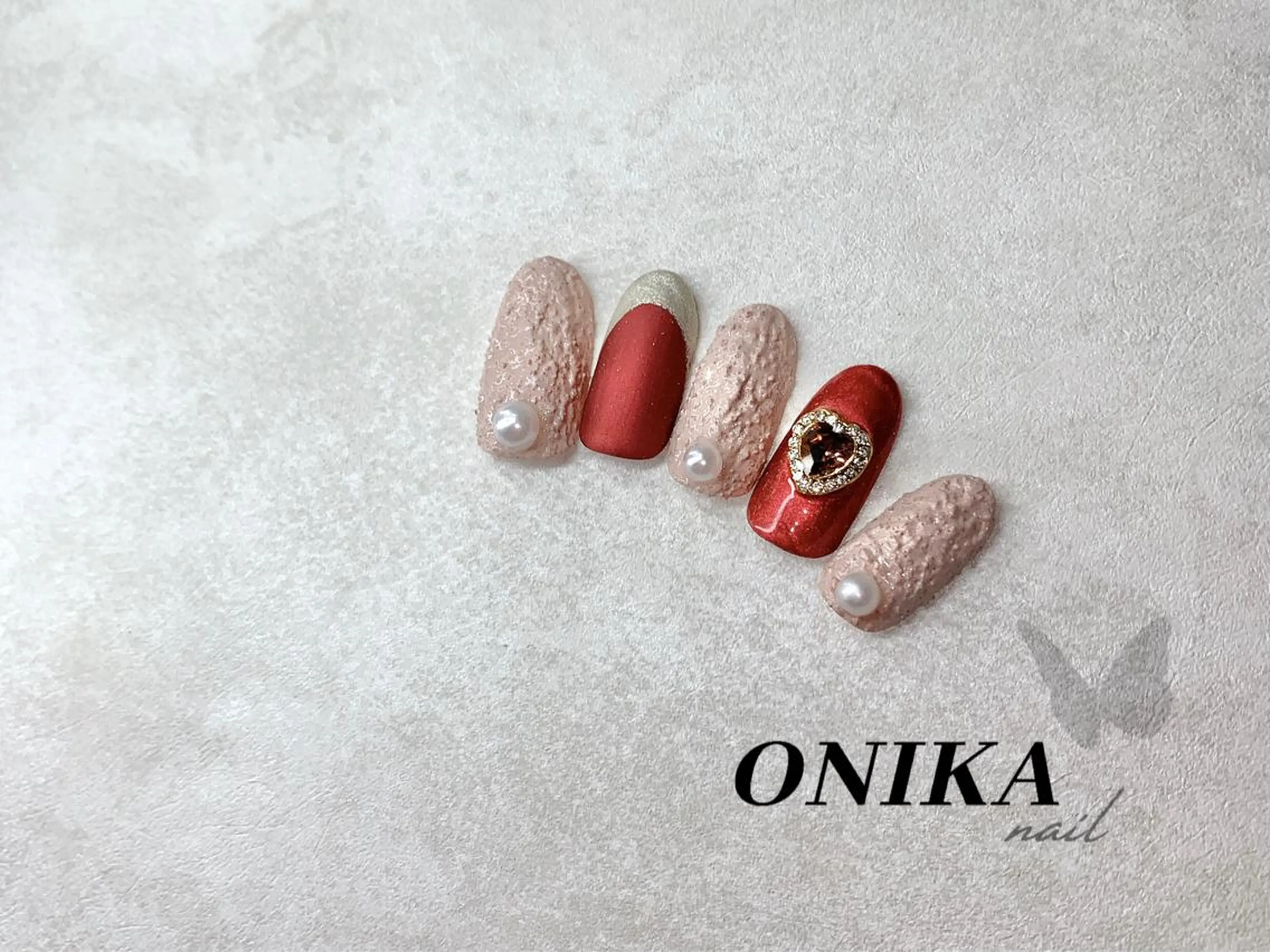 ネイル ONIKA Nail 青山通り店所属・ONIKA Nail 表参道A4徒歩2分のネイルデザイン