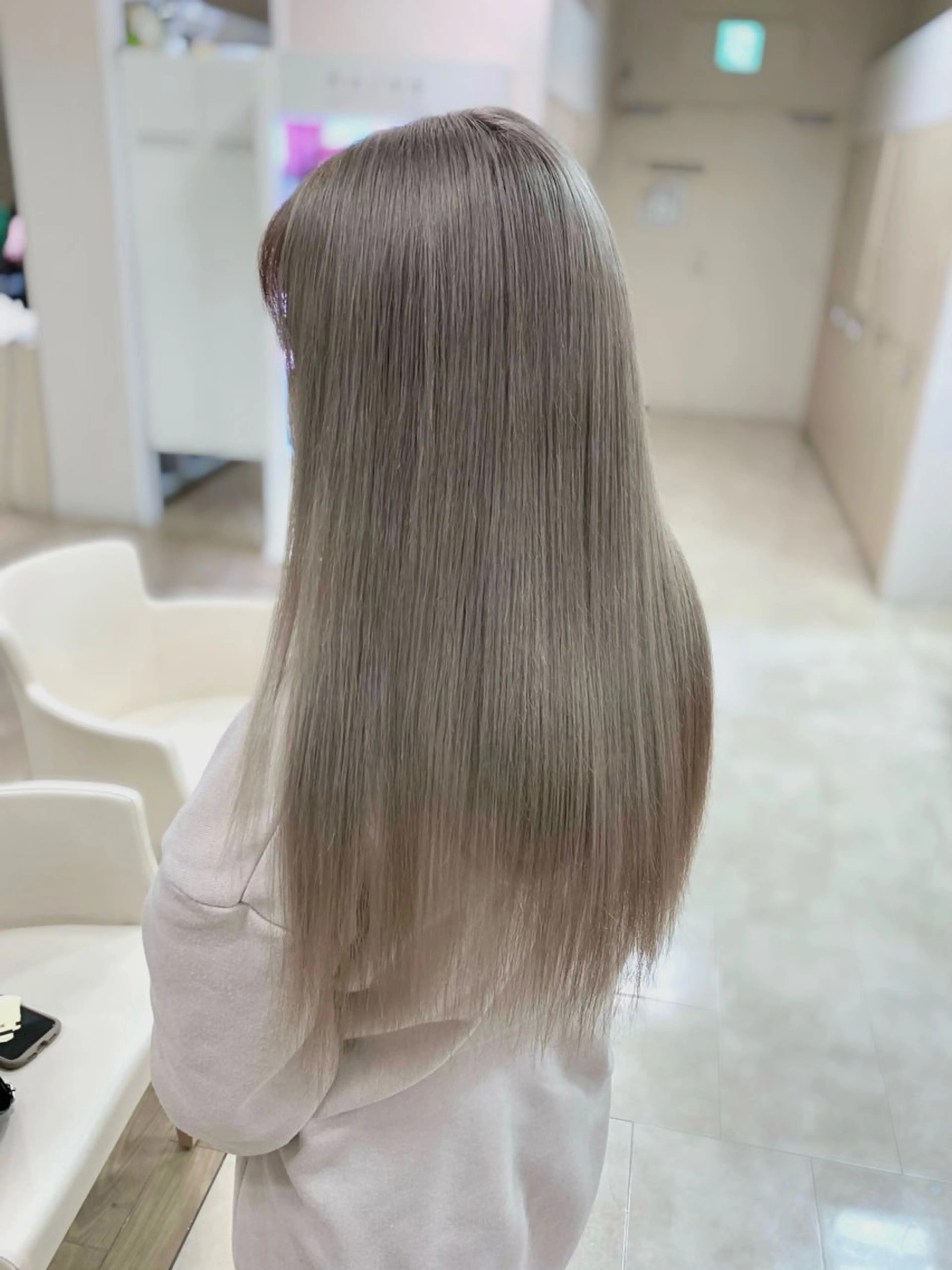 【新規限定🌿人気No.1】垢抜けたいならコレ‼️カット➕ケアブリーチ➕カラー➕Aujuaトリートメント✨の写真