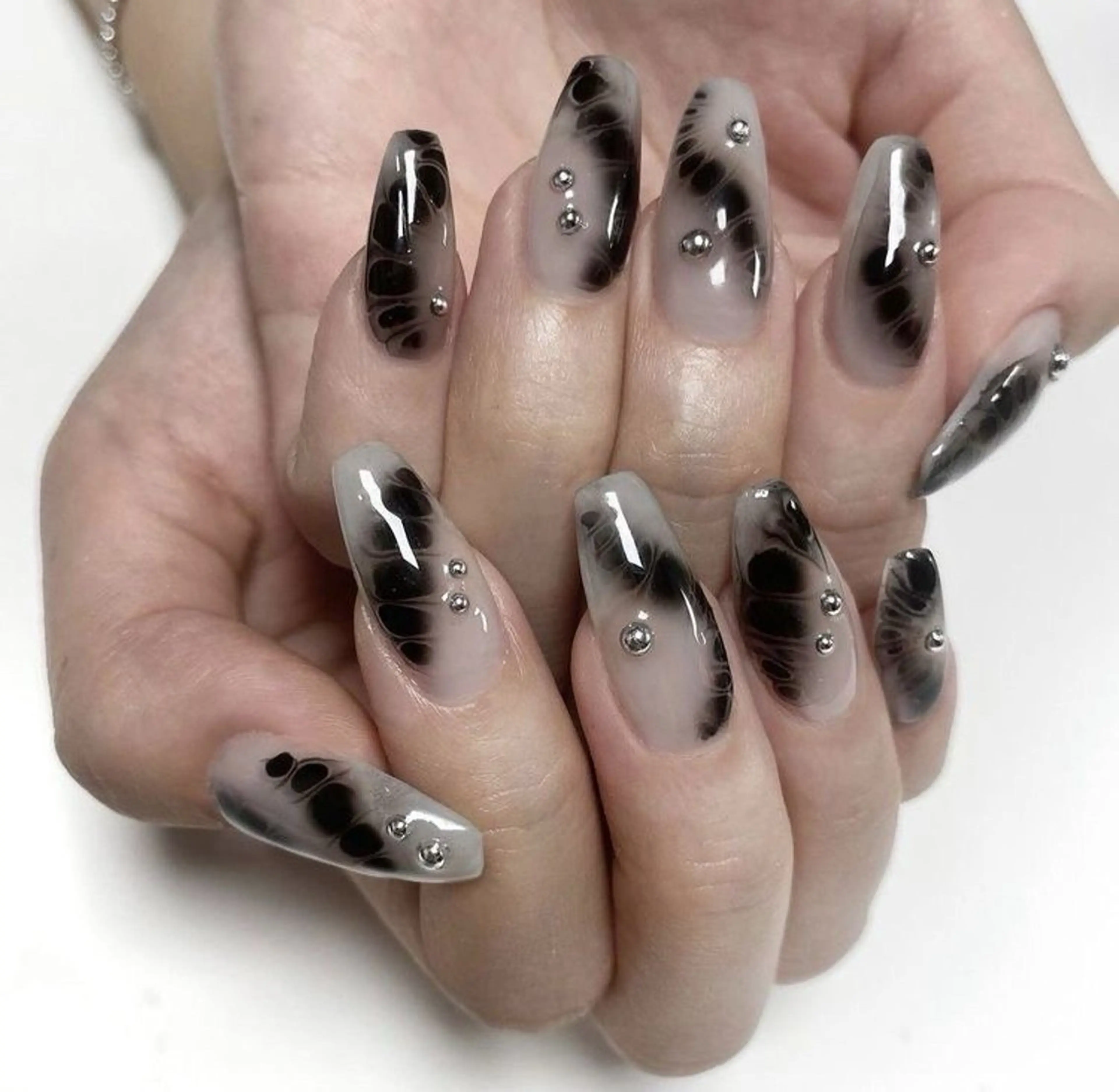 ネイル 韓国ネイル 持ち込み ニュアンスネイル ネイルチップ 冬ネイル RINN ANA.CHUOのネイルデザイン