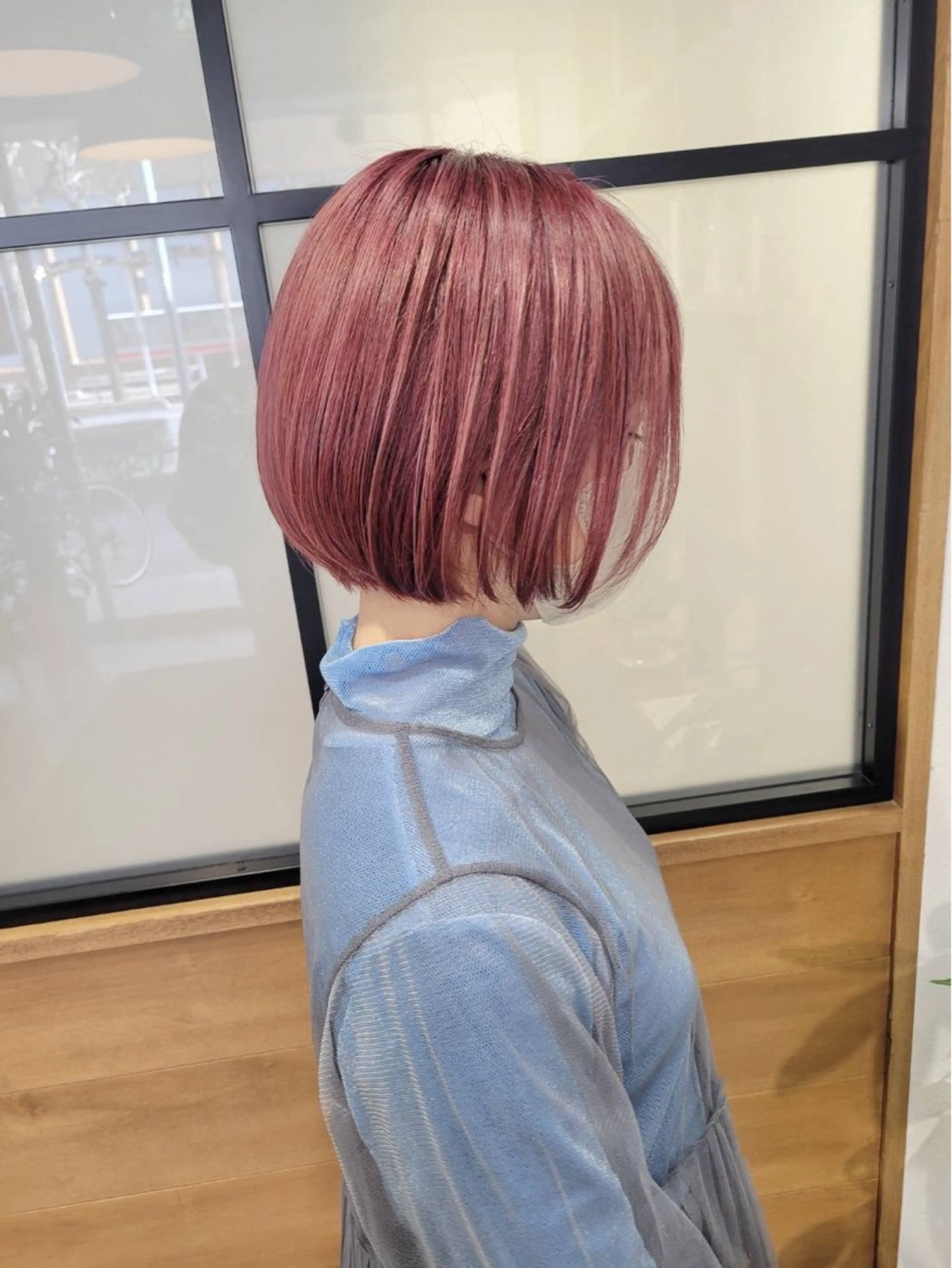 ショート やなぎさわ はるなのヘアスタイル