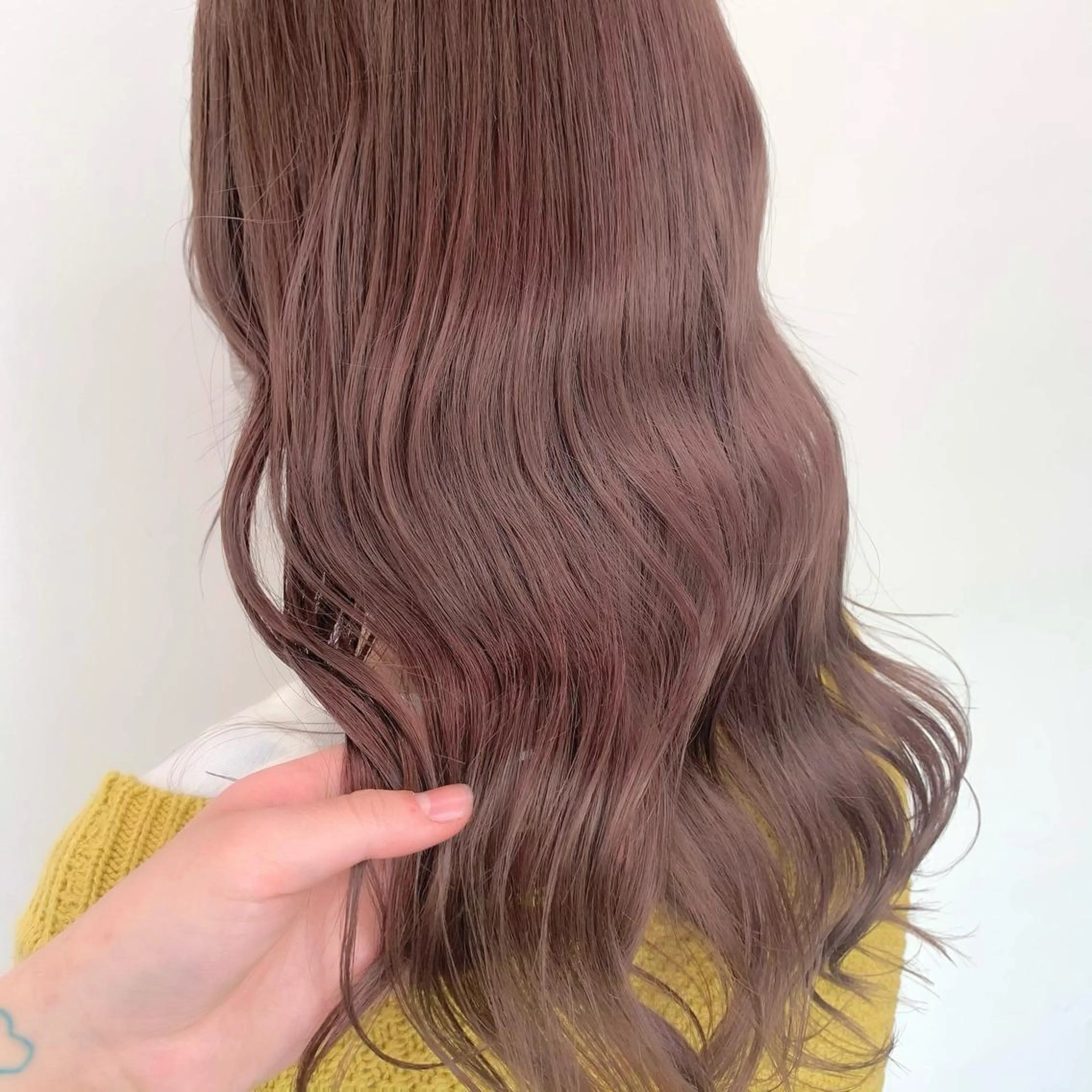 ショート カラー ao.eyelash SHIORIの眉毛・アイブロウイメージ