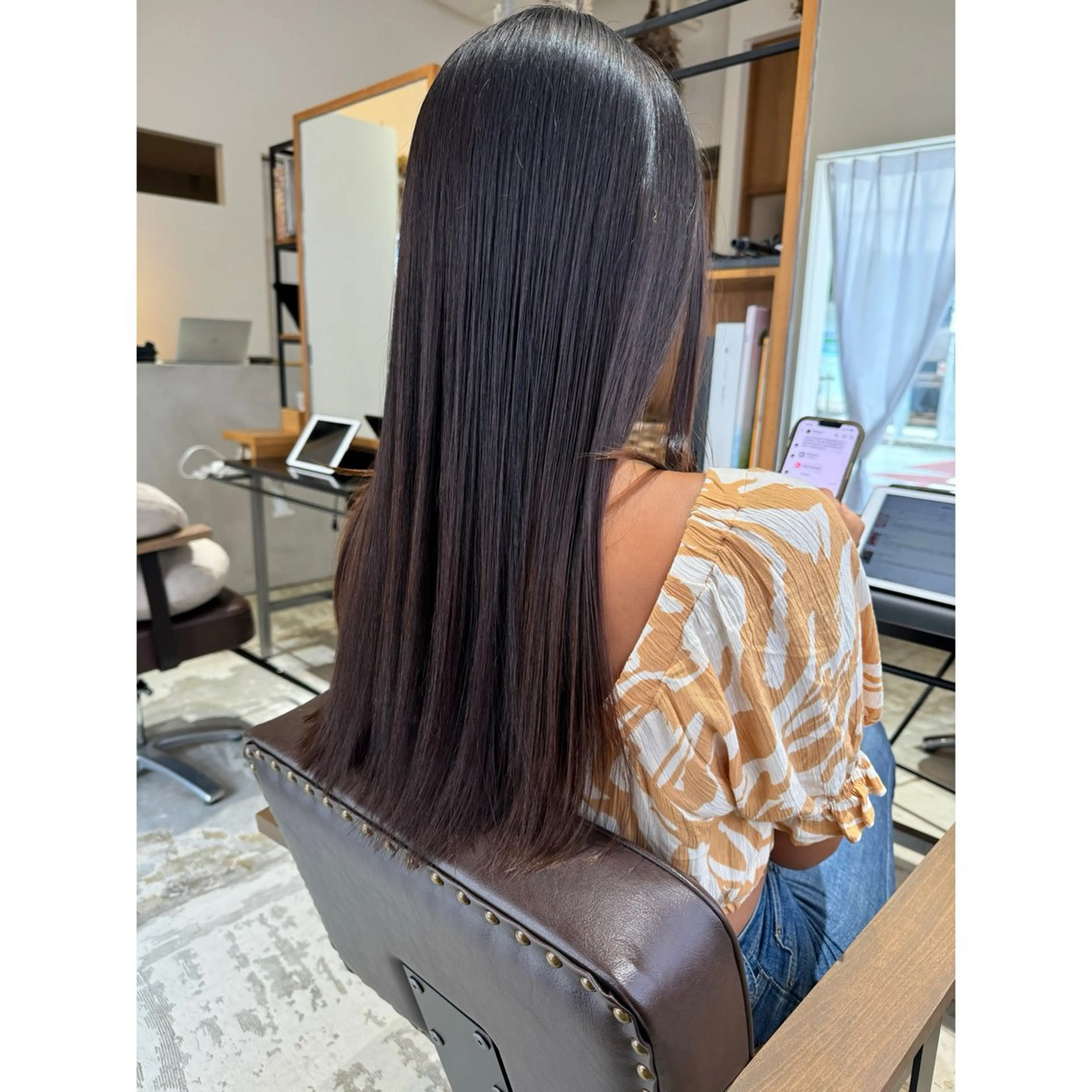 ロング 喜友名洸季 anoneのヘアスタイル