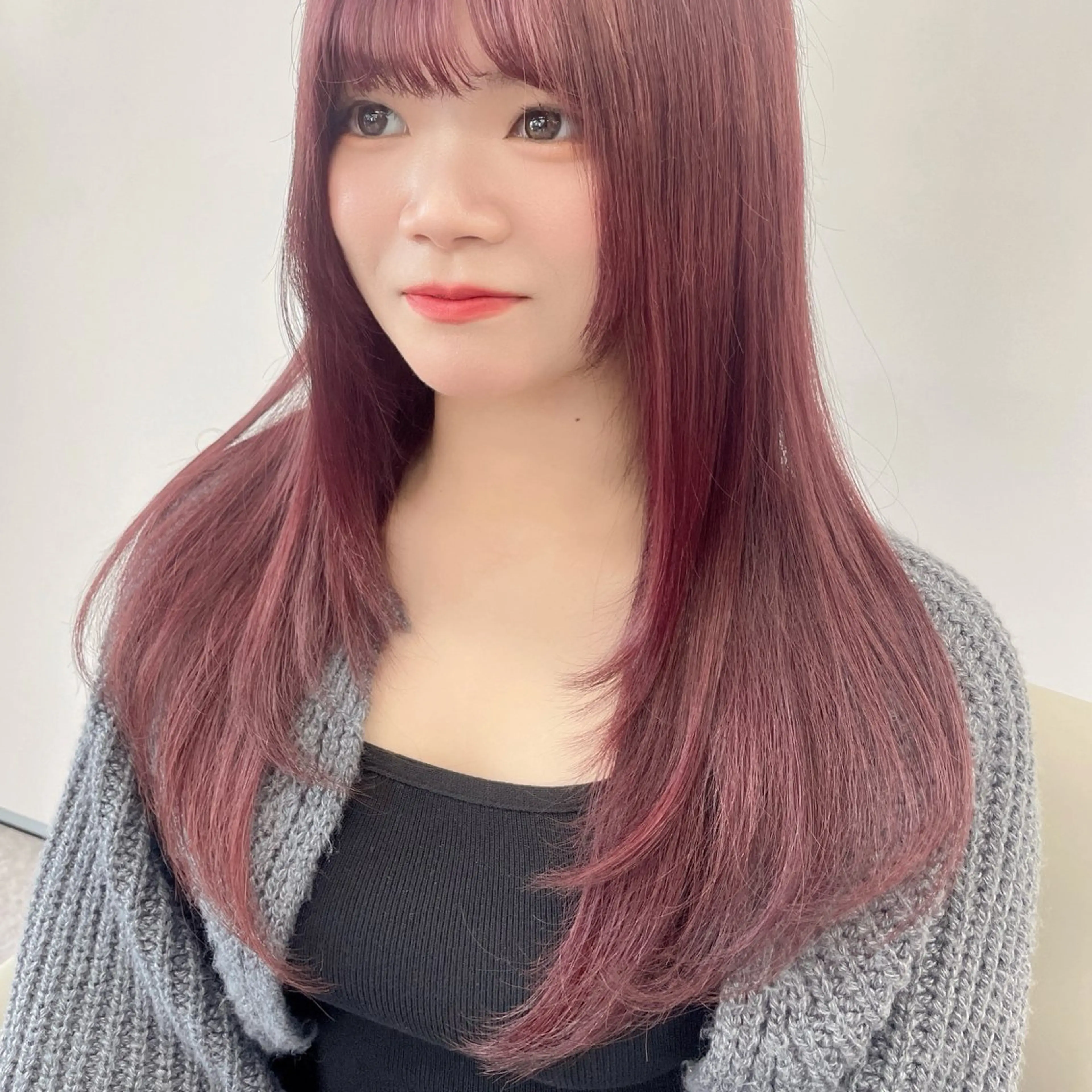 ロング カラー ブリーチ ピンクカラー ヘアカラー 棚瀬 寧麻のヘアスタイル