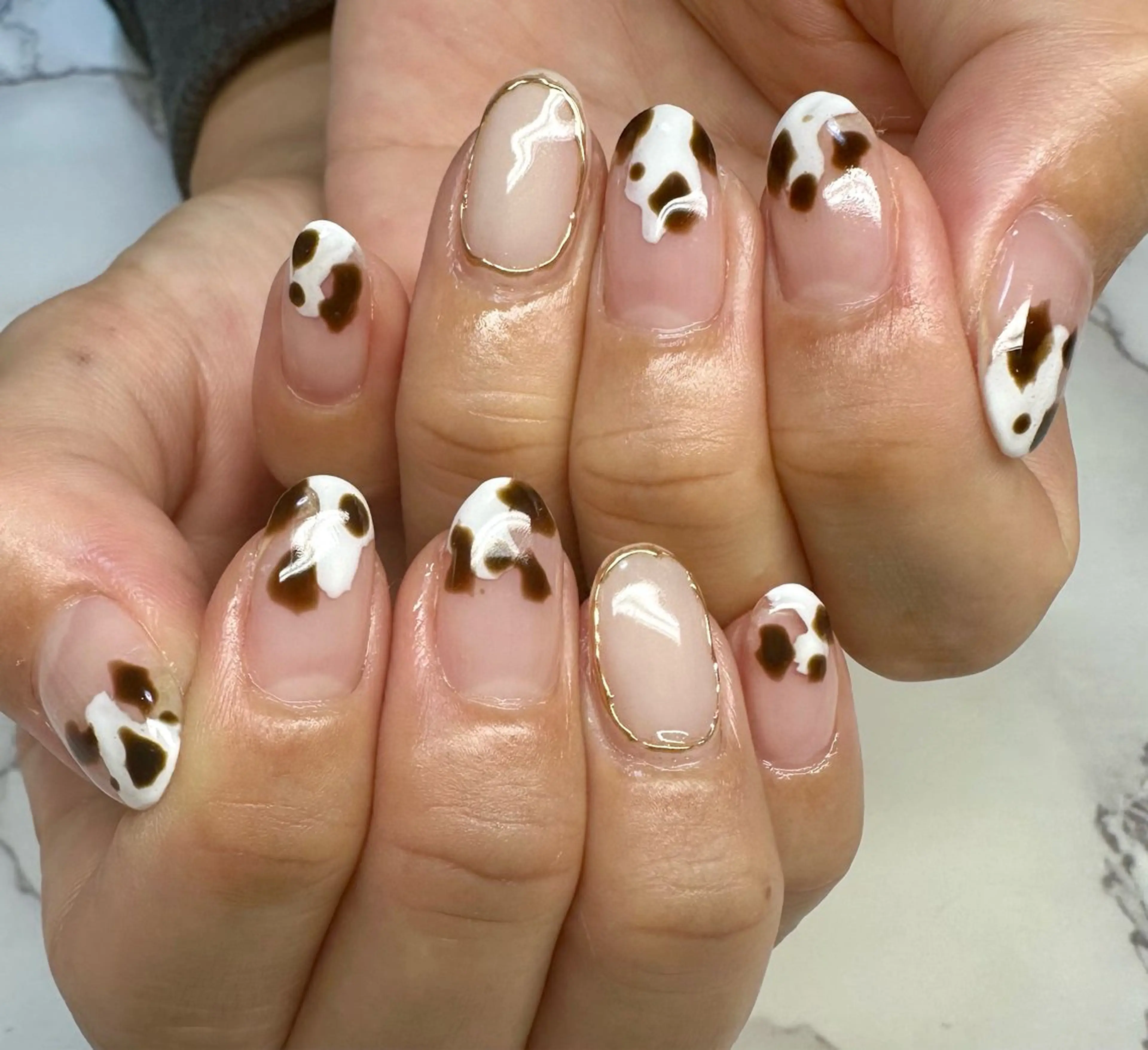 ネイル アニマル柄 チークネイル フレンチネイル ハロウィン キラキラネイル M.N_ nailのネイルデザイン