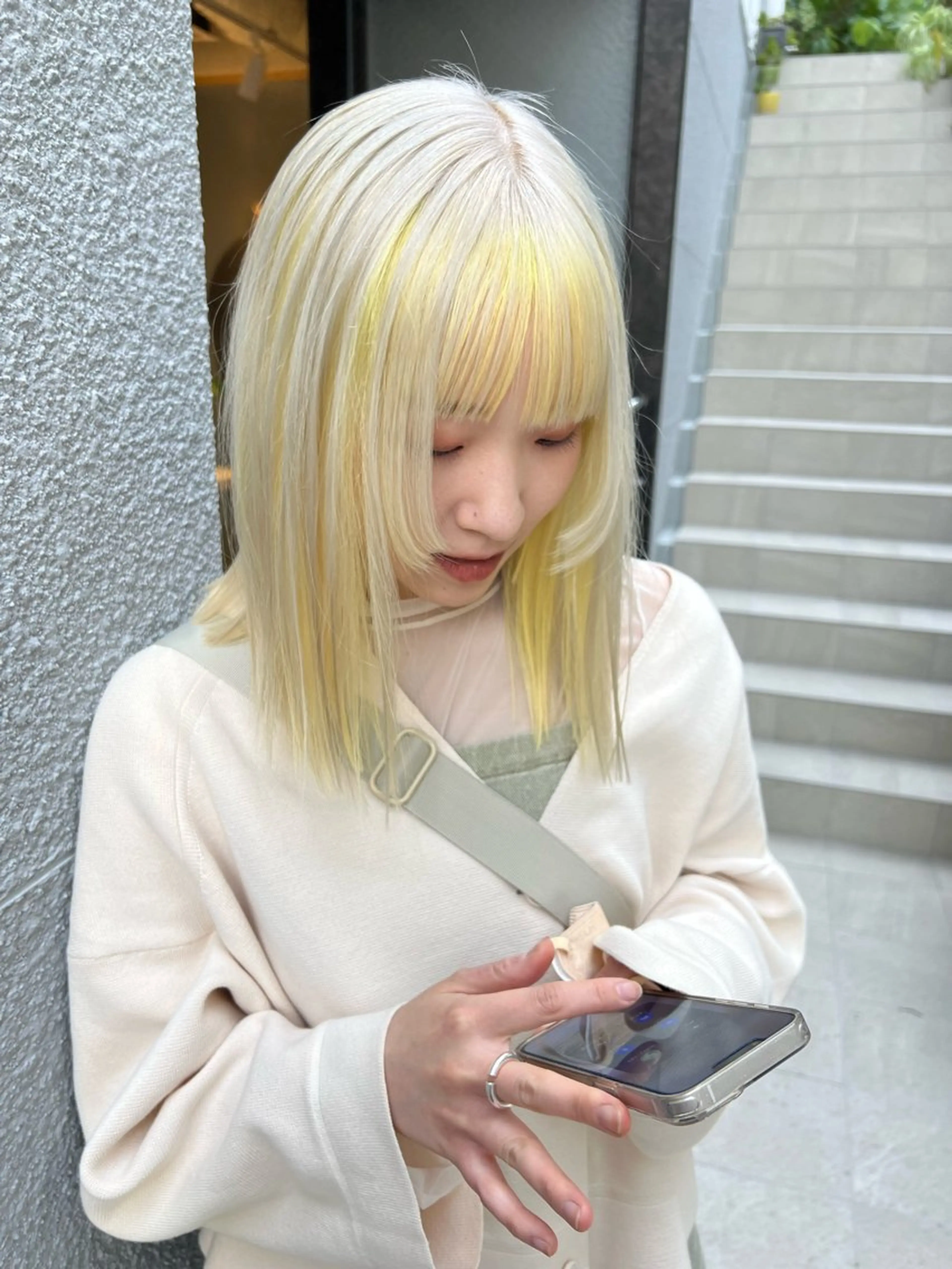 ミディアム カラー ブリーチ インナーカラー レイヤーカット/ボブ 韓国ヘア🪄REN.のヘアスタイル