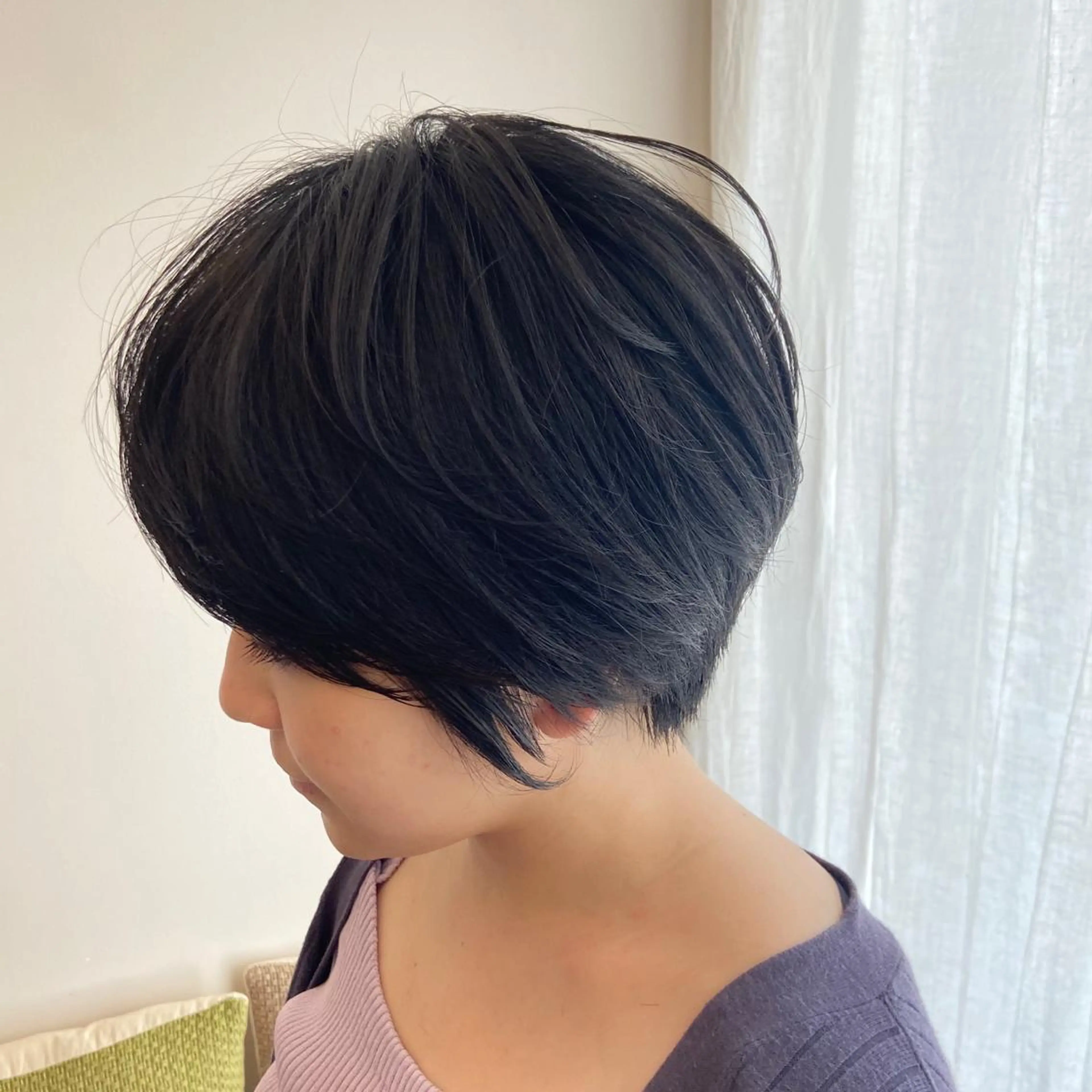 ショート 峯 志帆のヘアスタイル