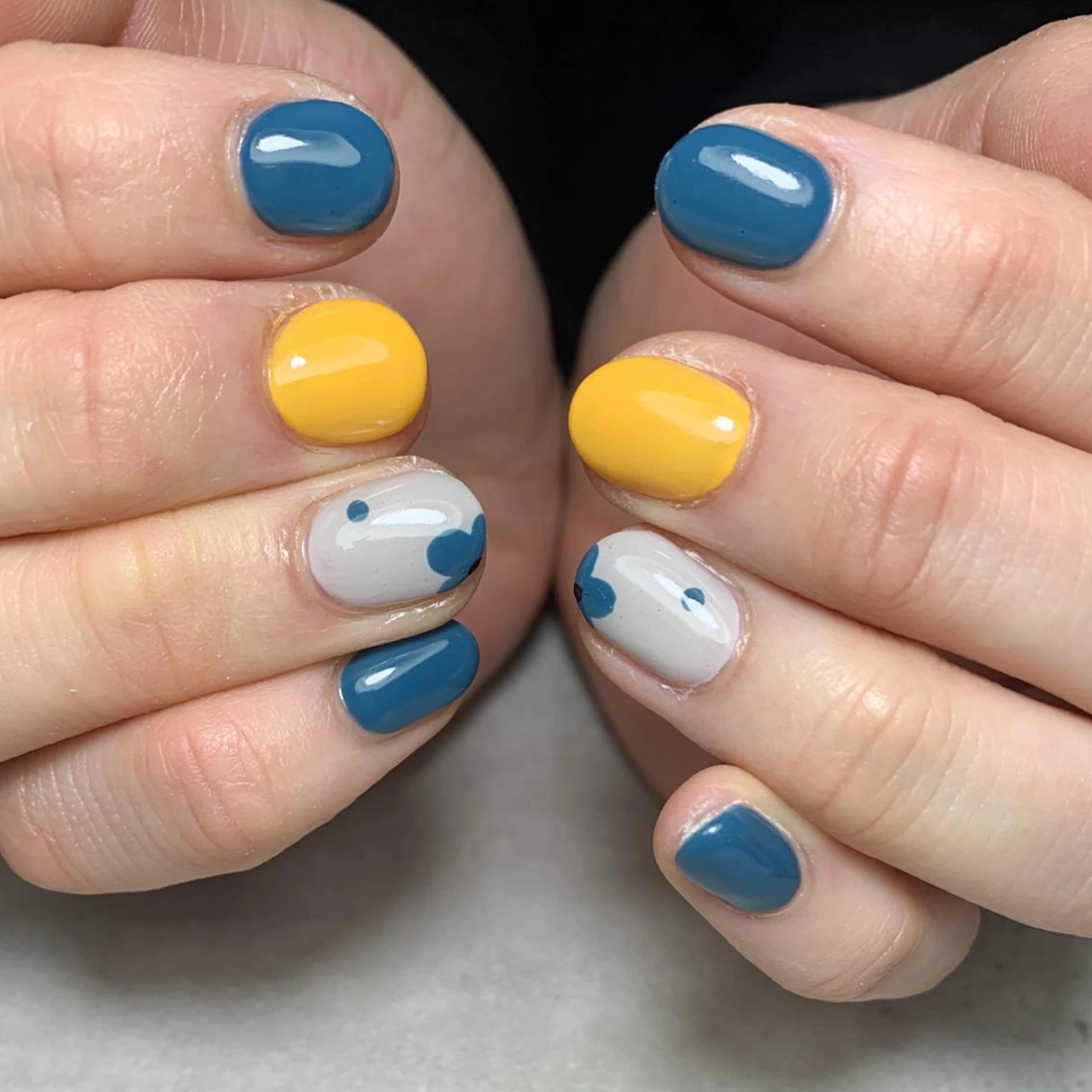 ネイル atelier　FIORITURA所属・FIORITURA aiのネイルデザイン