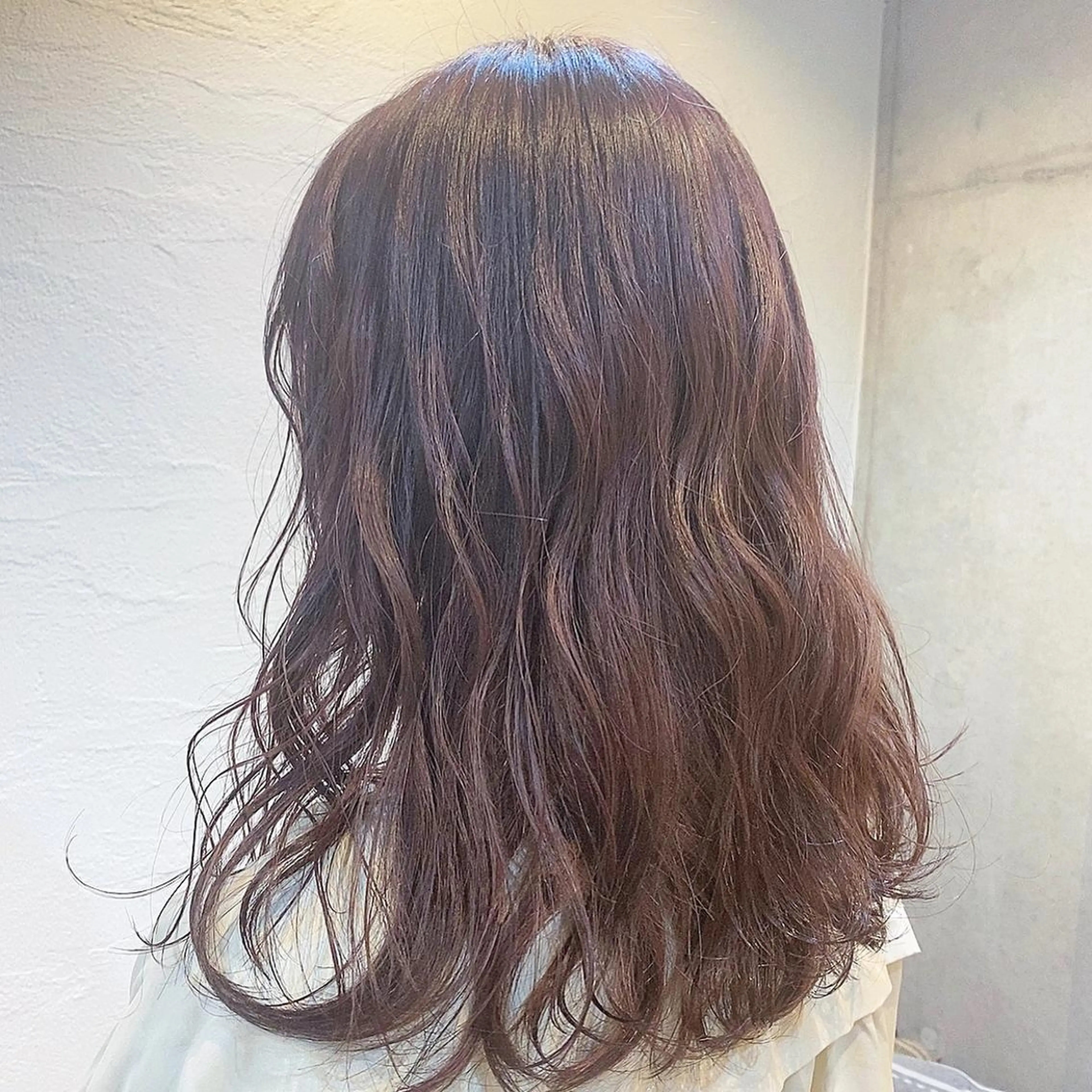 セミロング カラー ベージュカラー ブリーチ ピンクカラー ピンクベージュ ボブ 韓国ヘア☁️ mitsukiのヘアスタイル