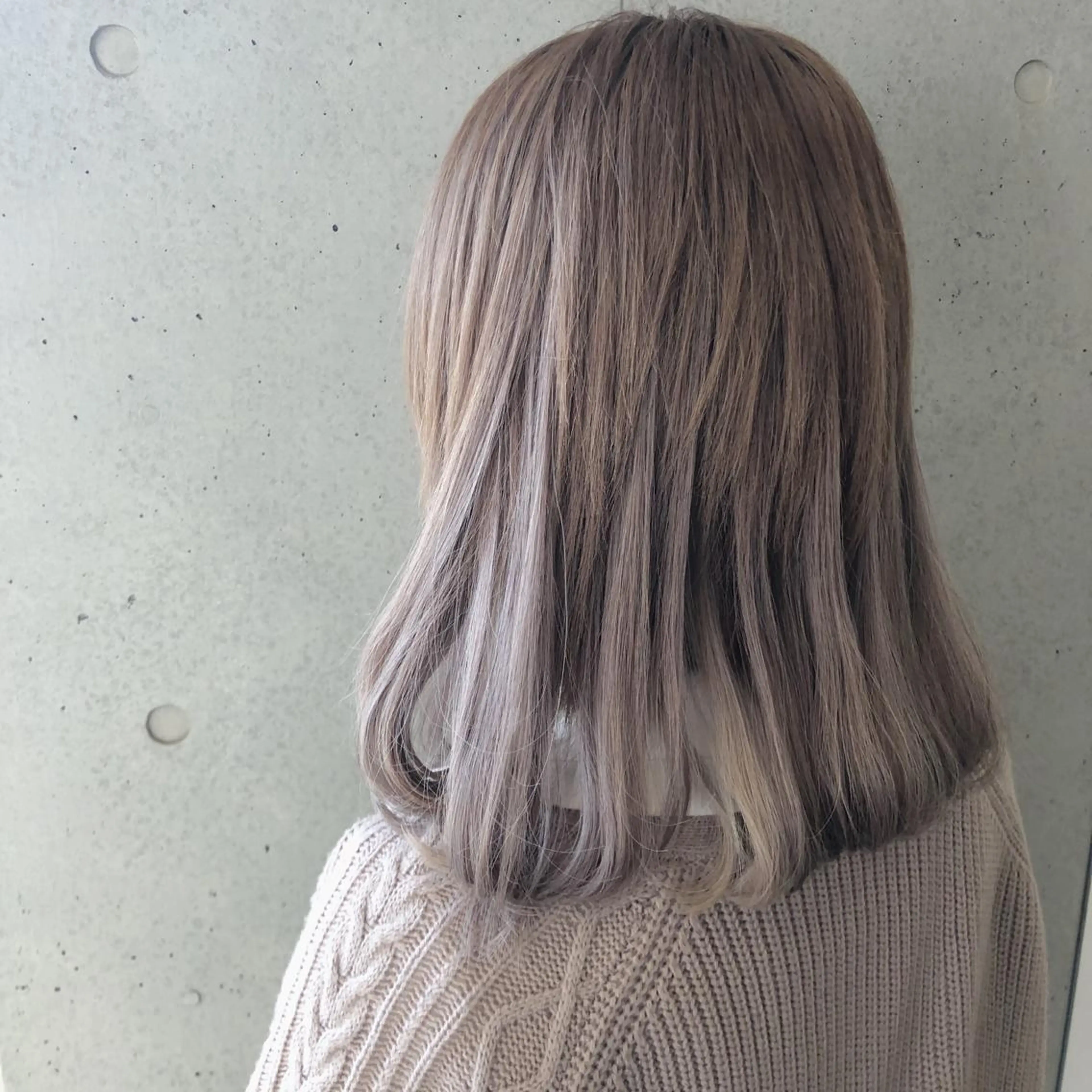 ミディアム エクステ Yuueye mioの眉毛・アイブロウイメージ