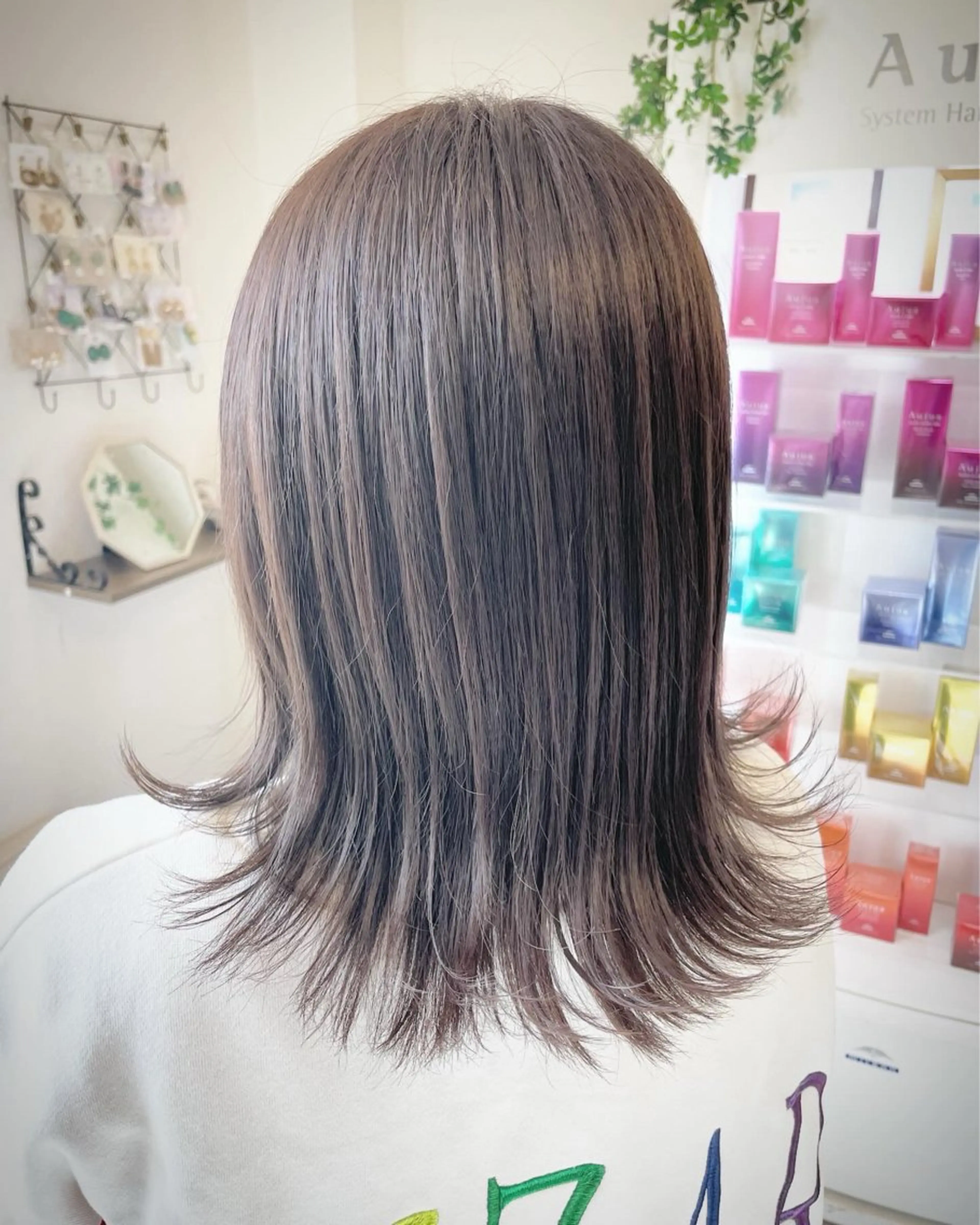 ミディアム カラー Avis Hair Works所属・野田 歩のヘアスタイル