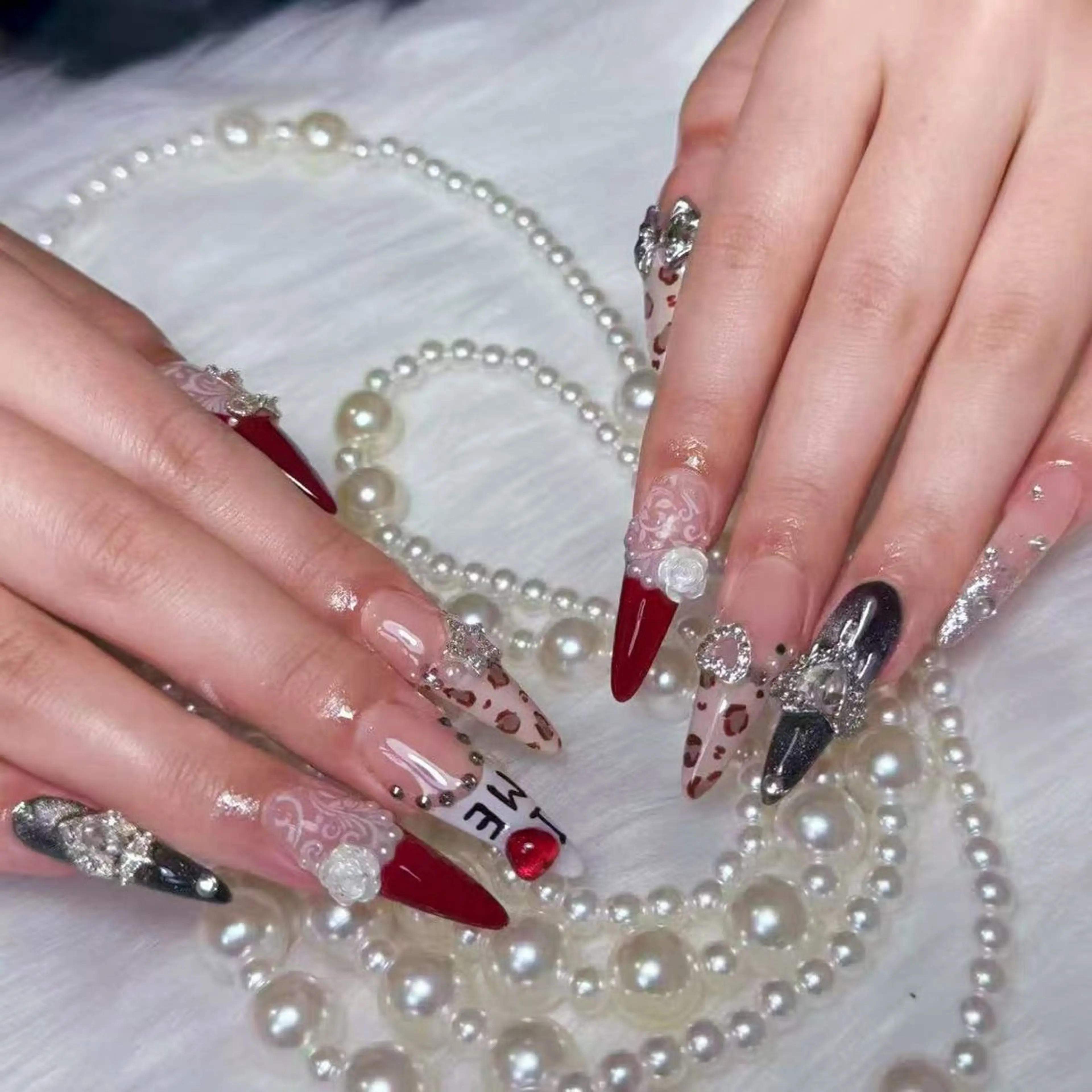 ネイル ハンドネイル ハンドケア DEMAIN- ERIのネイルデザイン